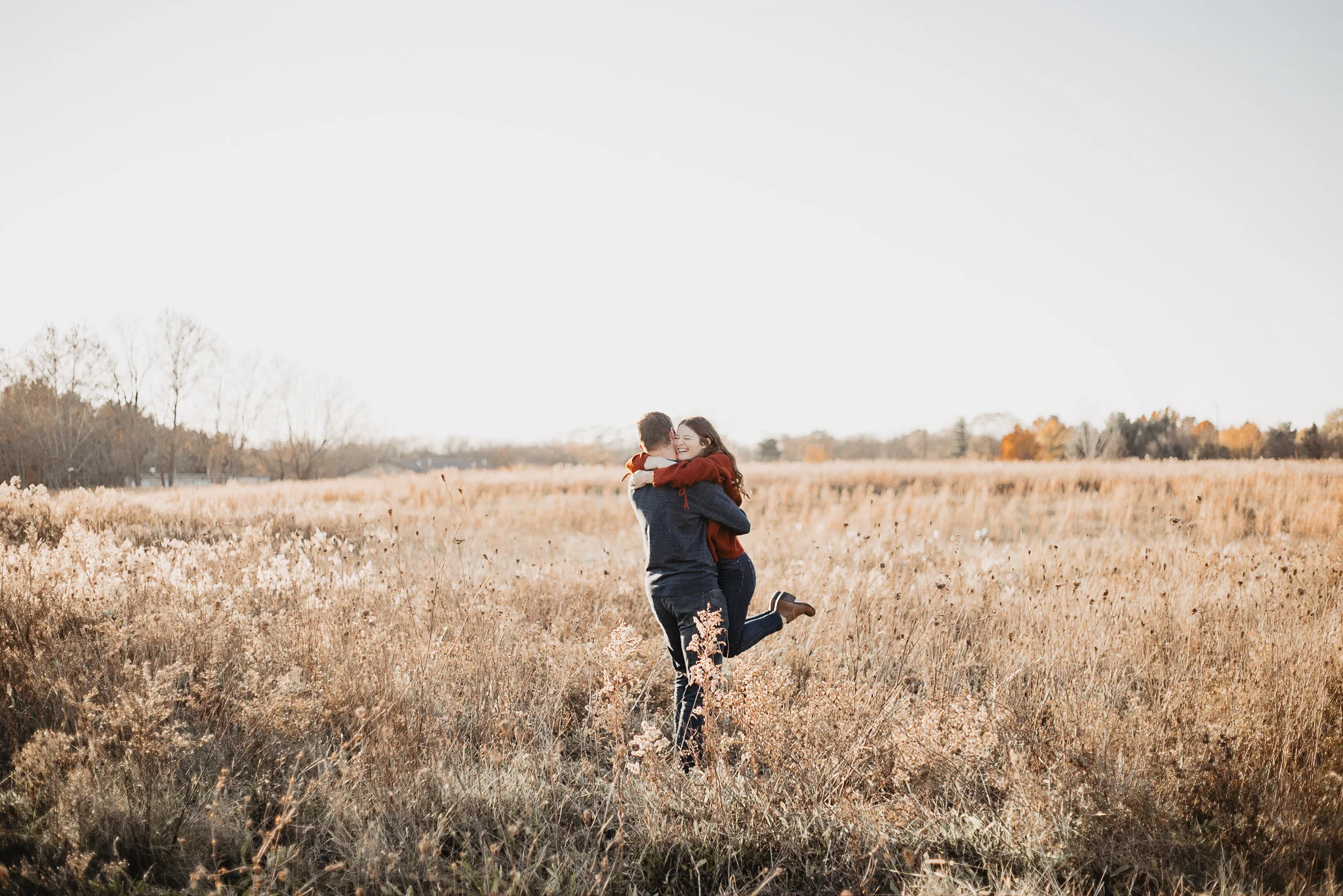 Danielle + Aaron | Ohio Fall Field Sunset Engagement Session | Columbus Ohio Wedding + Engagement Photographer | Catherine Milliron Photography
