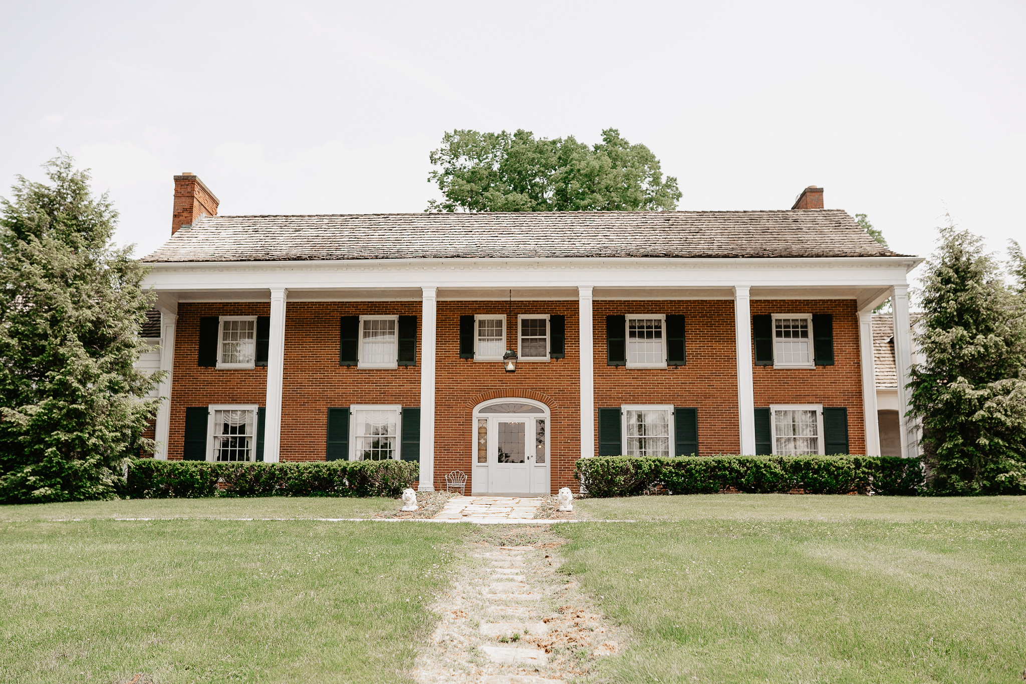 Hannah + Mike | Chianti and Navy Columbus Wedding at Little Brooke Meadow | Catherine Milliron Photography | Ohio Wedding + Engagement Photographer