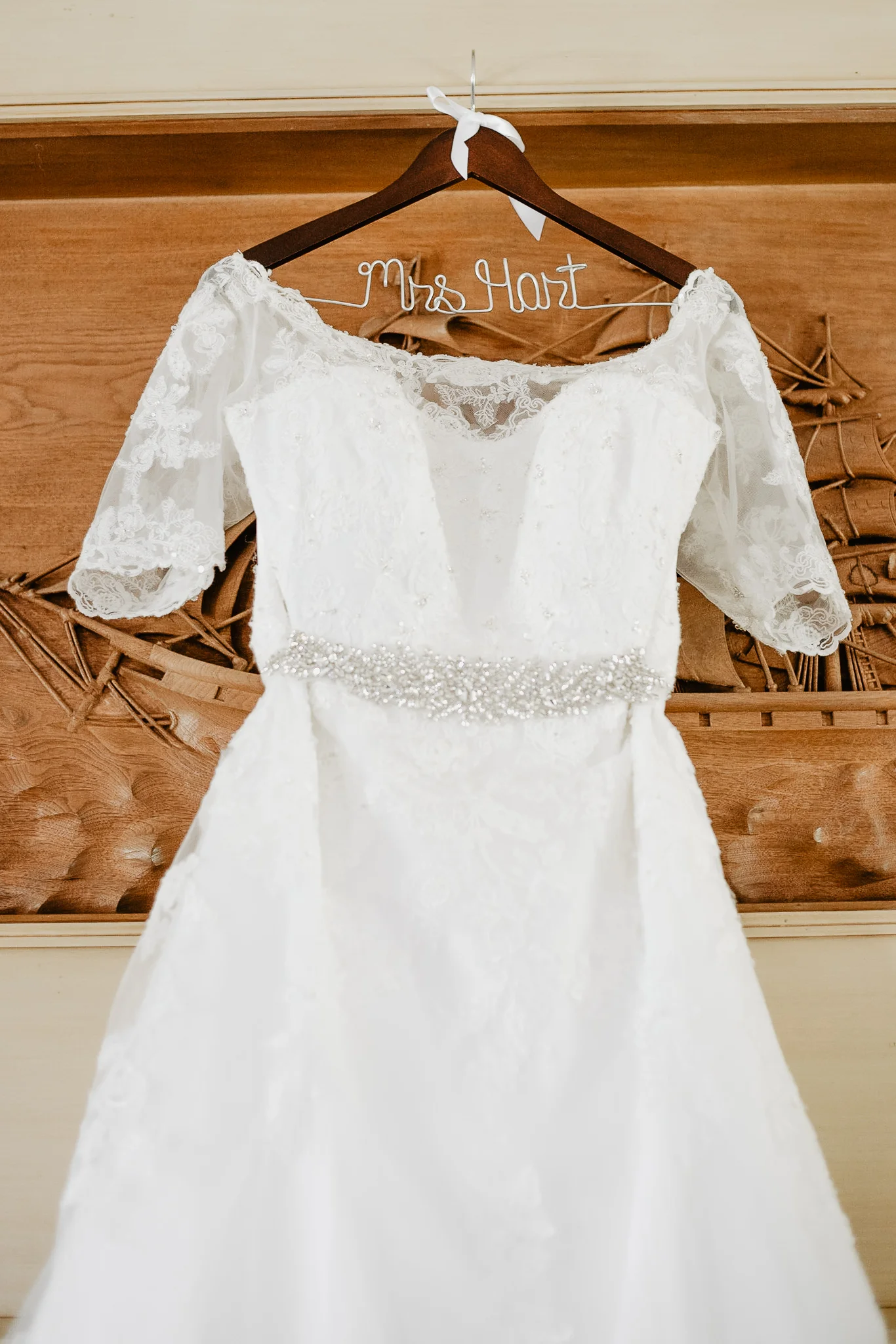 Hannah + Mike | Chianti and Navy Columbus Wedding at Little Brooke Meadow | Catherine Milliron Photography | Ohio Wedding + Engagement Photographer