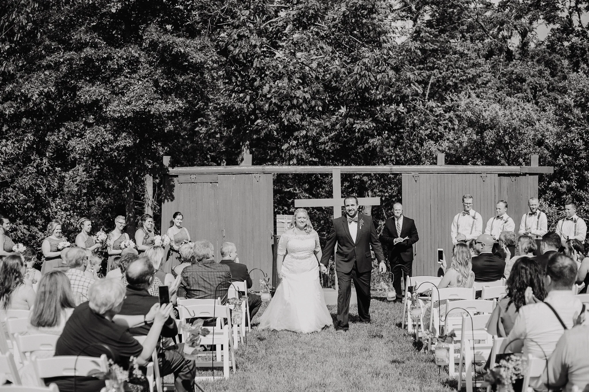Hannah + Mike | Chianti and Navy Columbus Wedding at Little Brooke Meadow | Catherine Milliron Photography | Ohio Wedding + Engagement Photographer