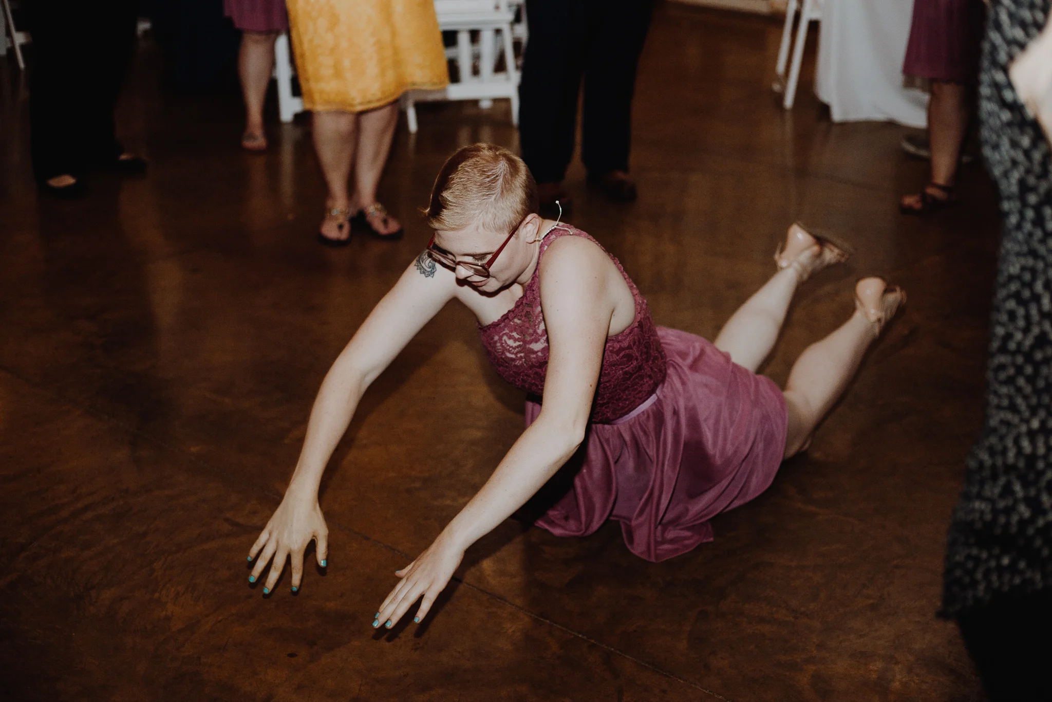 Hannah + Mike | Chianti and Navy Columbus Wedding at Little Brooke Meadow | Catherine Milliron Photography | Ohio Wedding + Engagement Photographer