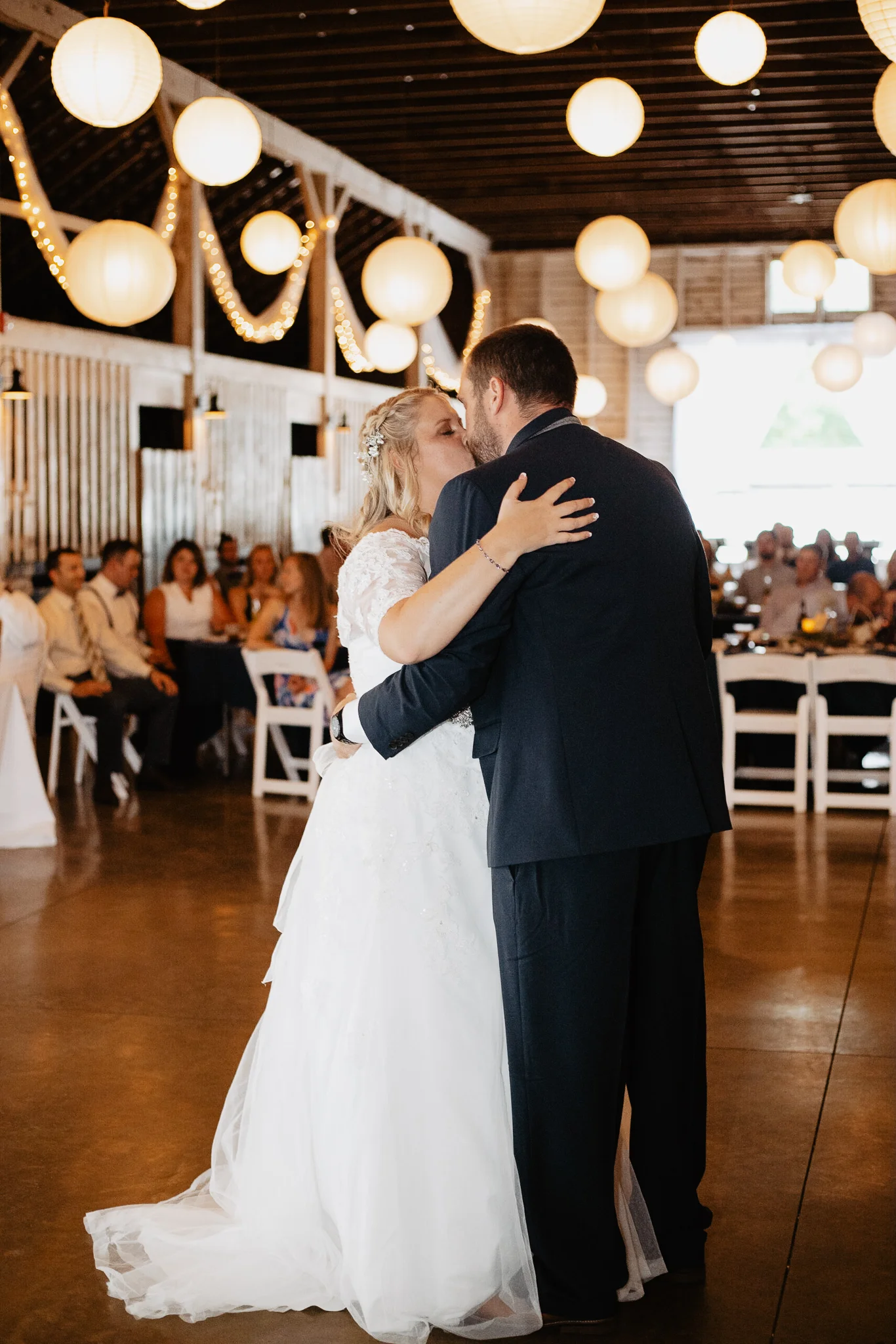 Hannah + Mike | Chianti and Navy Columbus Wedding at Little Brooke Meadow | Catherine Milliron Photography | Ohio Wedding + Engagement Photographer