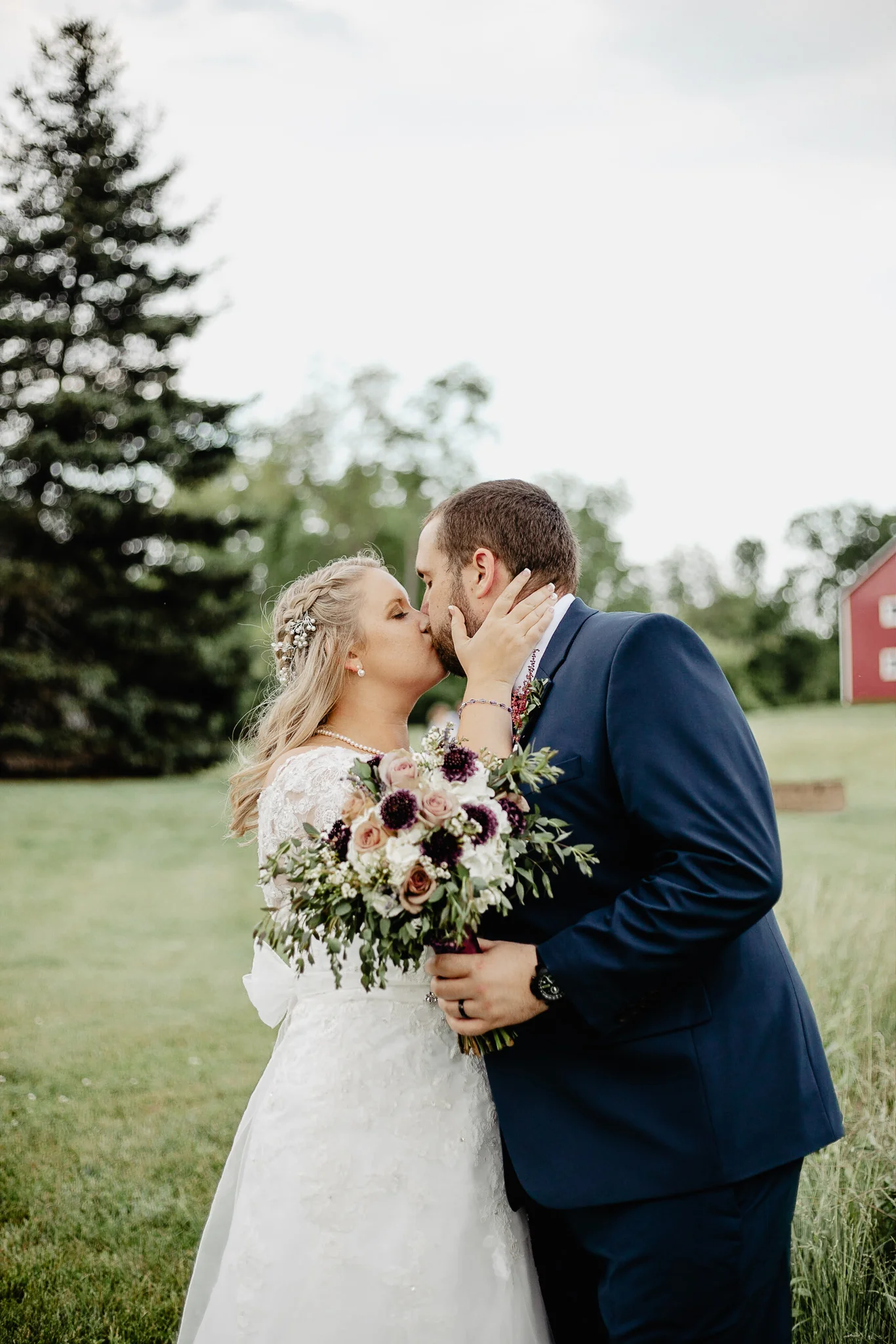 Hannah + Mike | Chianti and Navy Columbus Wedding at Little Brooke Meadow | Catherine Milliron Photography | Ohio Wedding + Engagement Photographer