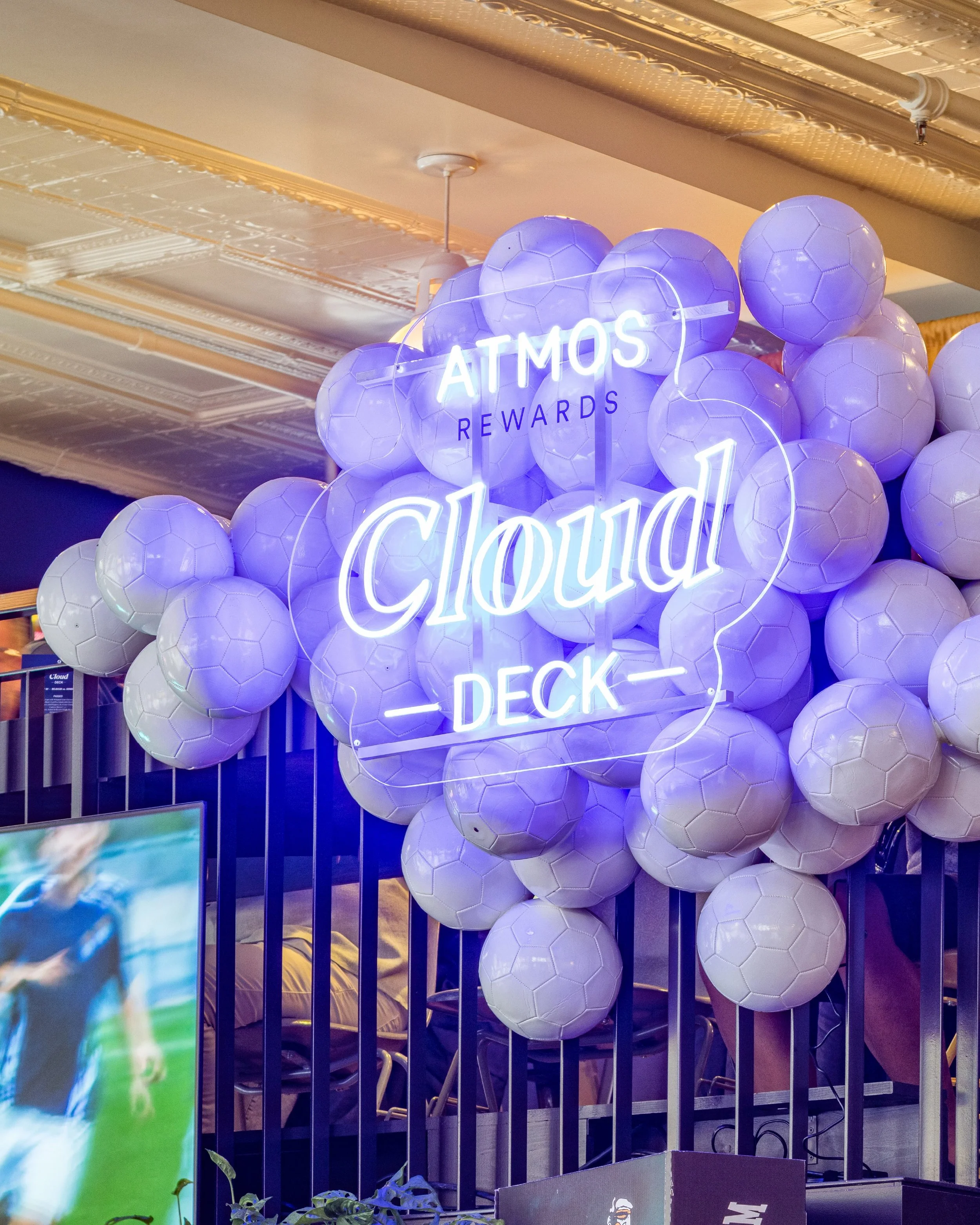 Where travel meets sport. ✈️ ⚽️

For Matchday Club, our creative approach brought Atmos Rewards&rsquo; world and the global game together in unexpected ways.

The Cloud Deck&mdash;a VIP mezzanine exclusively for Titanium members&mdash;sat inside a fl