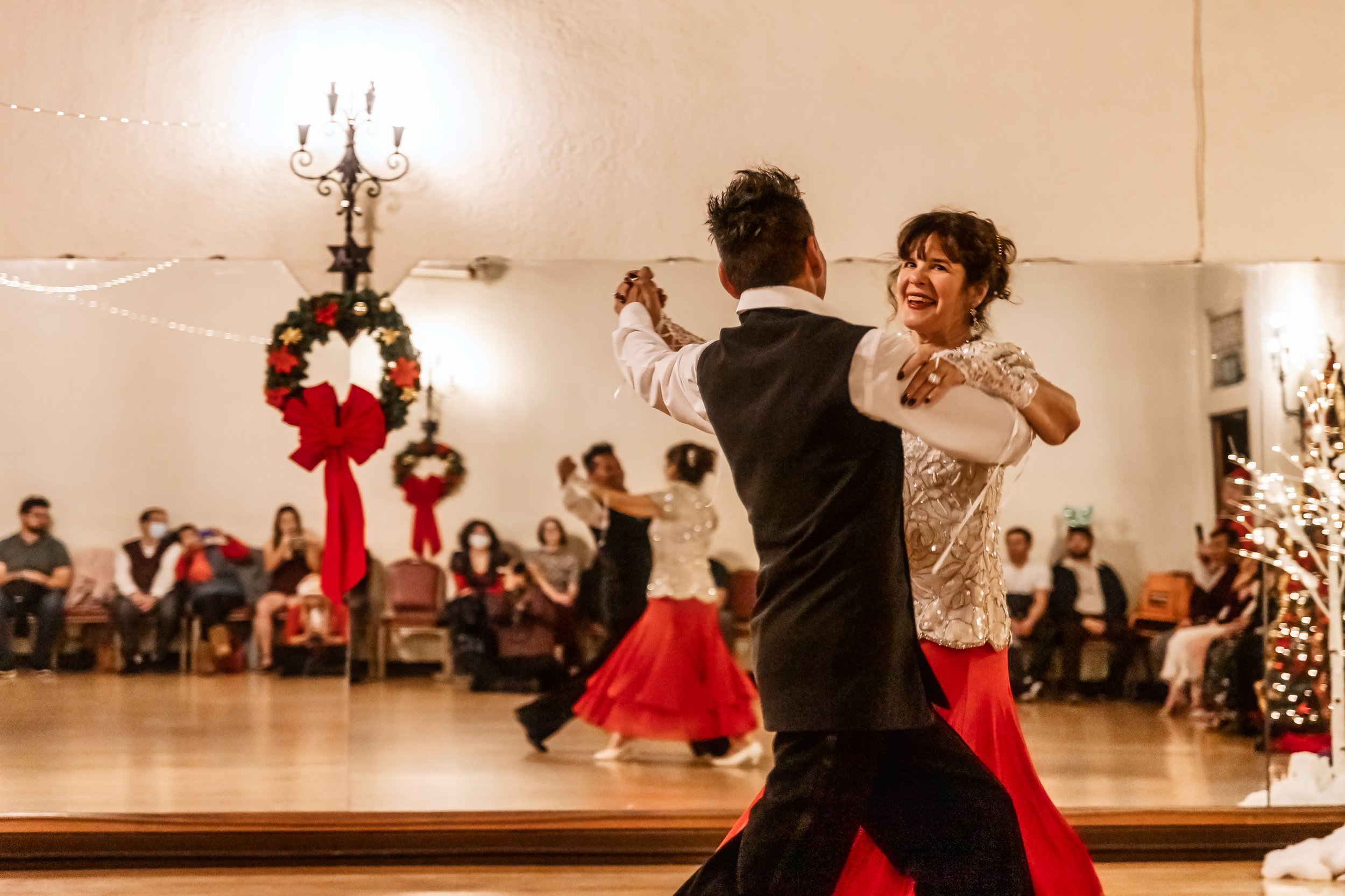 PalomarHolidayBall2022-102-smaller.jpeg
