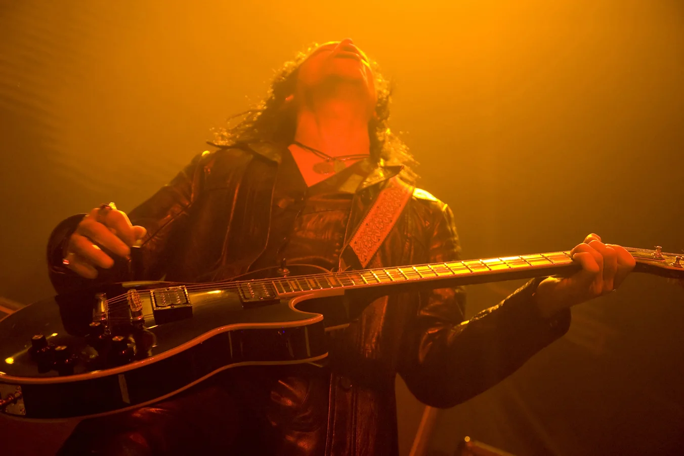 Live 2010 - Photo By: Dany ValdezLive at the Warfield 2010 - Photo by: Dani Valdez