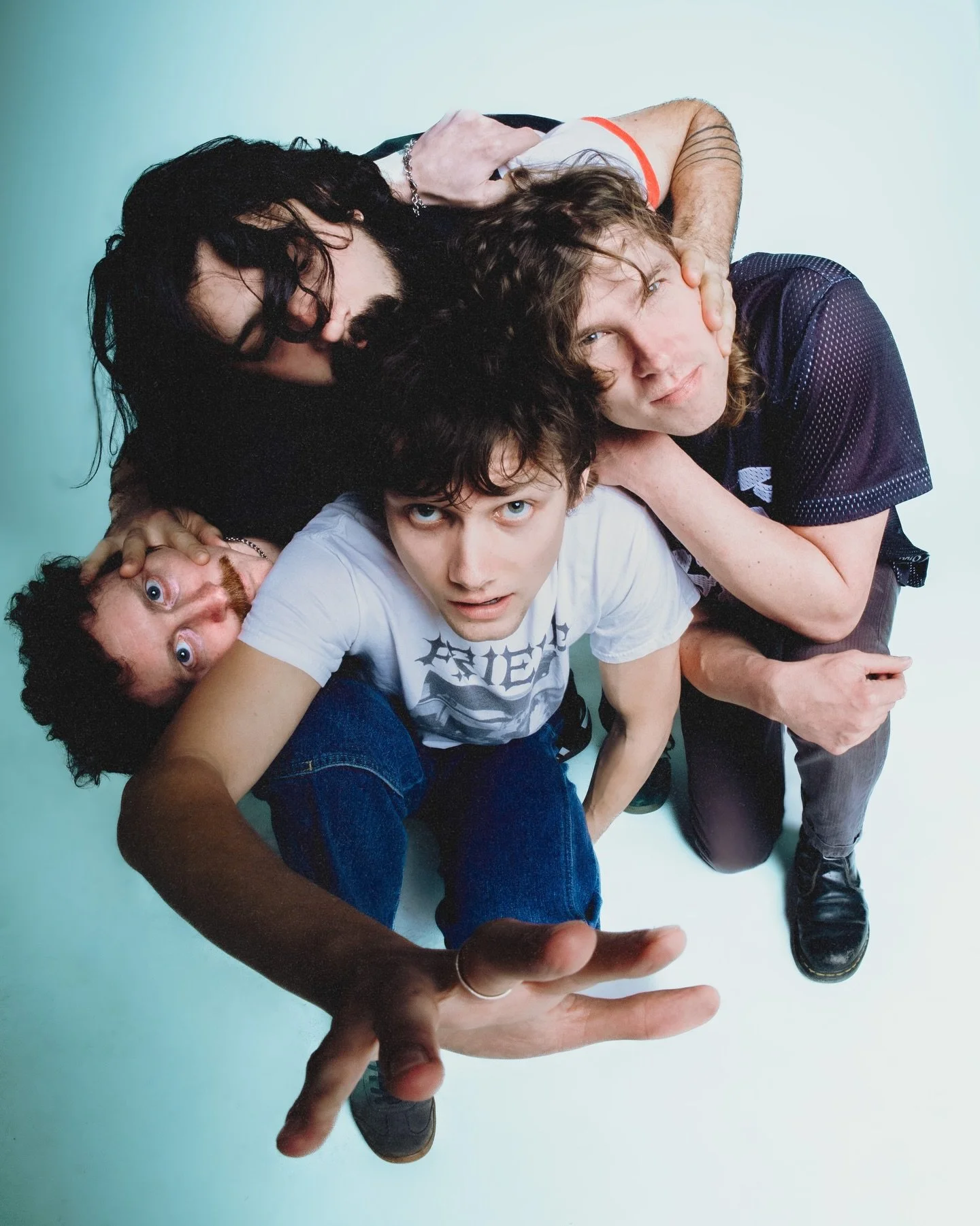 FREEEEE SHOW with @cissi.tv in LA tonight at @zebulonla 💥 Doors are at 7pm, see your beautiful faces there! The merch table is DIALED IN, we got:
Records 
Cassettes 
VHS Tapes with our music videos 
T-Shirts 
Zines
Stickers 

SF tomorrow @kilowatt_b