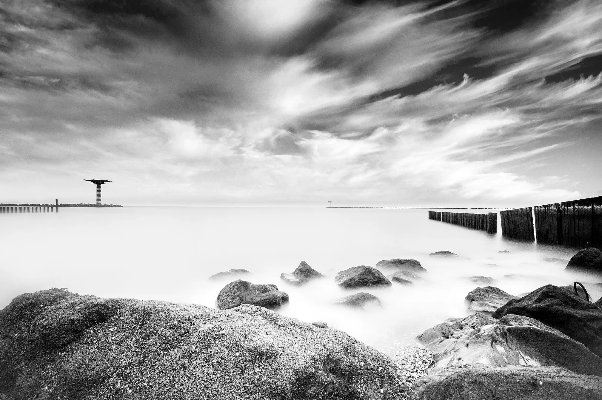 Maasvlakte in zwartwit