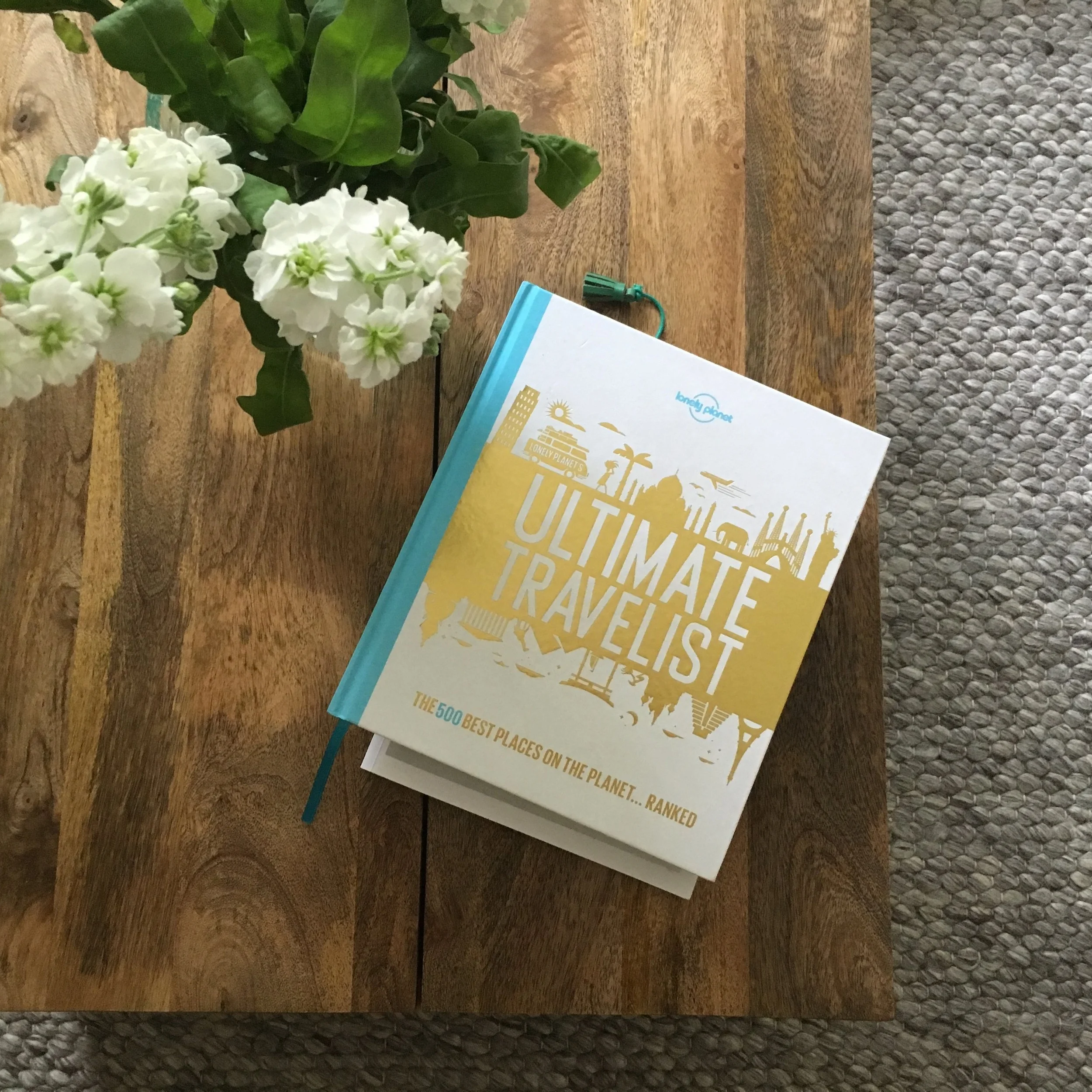 6 Books You Need to Plan Your Trip Round the World 