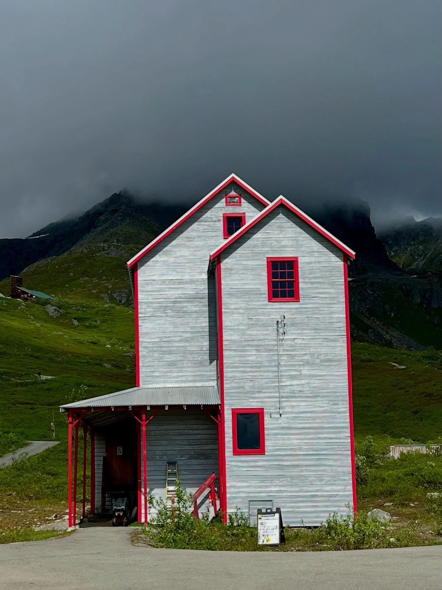 Independence Mine State Historical Park. Imagining this work! Sleeping in this bunkhouse!