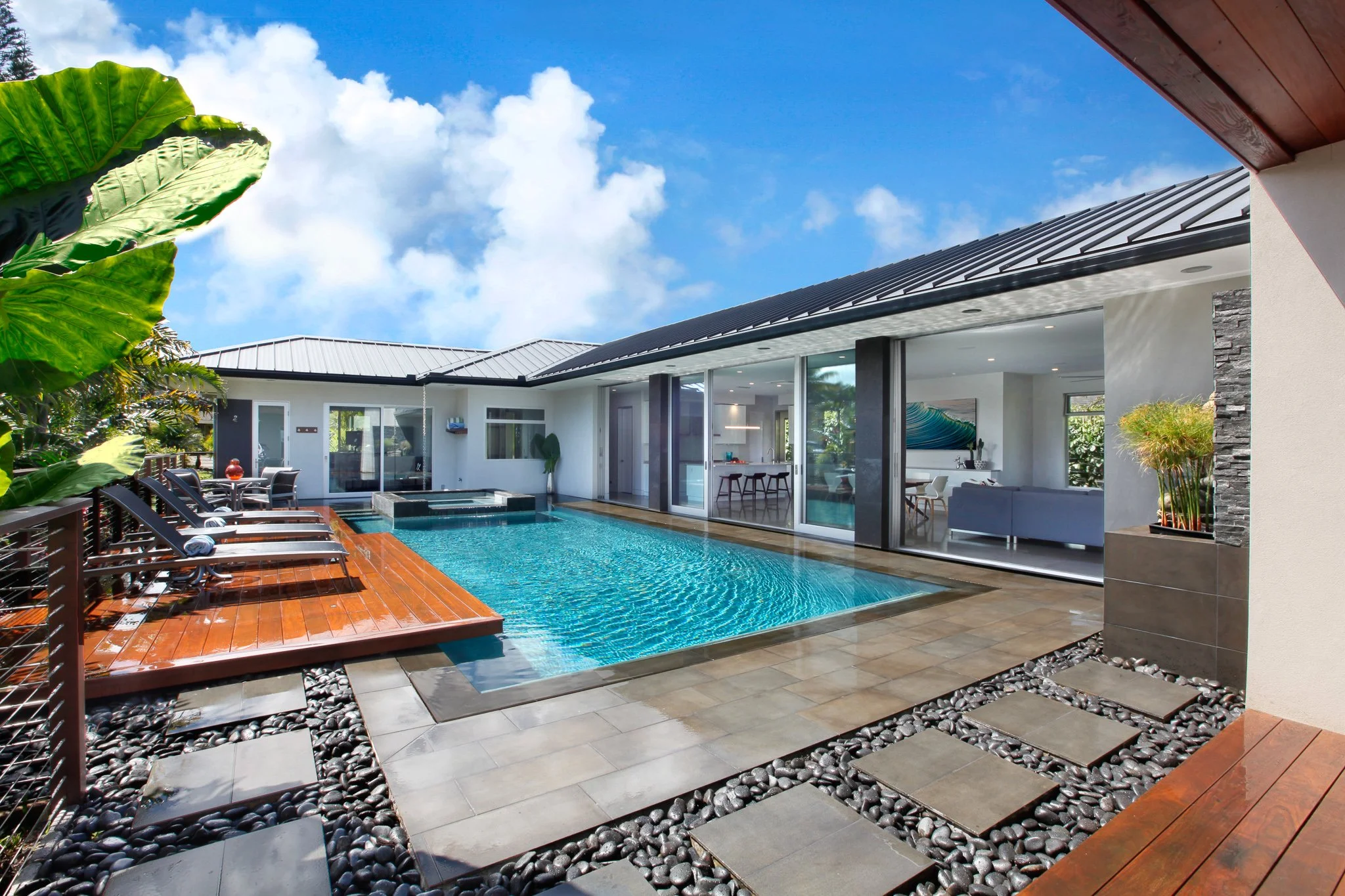 4761_emmalani_dr_lan_pool.jpg