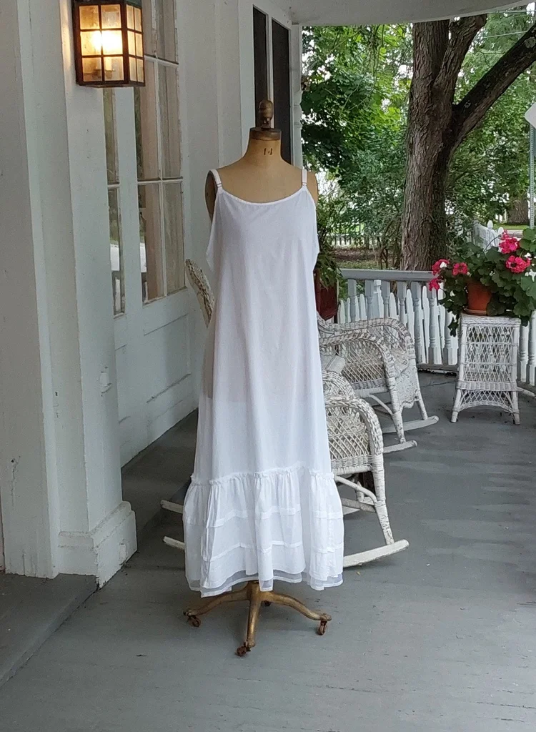 white christmas dresses Suzanne Petticoat main image 0
