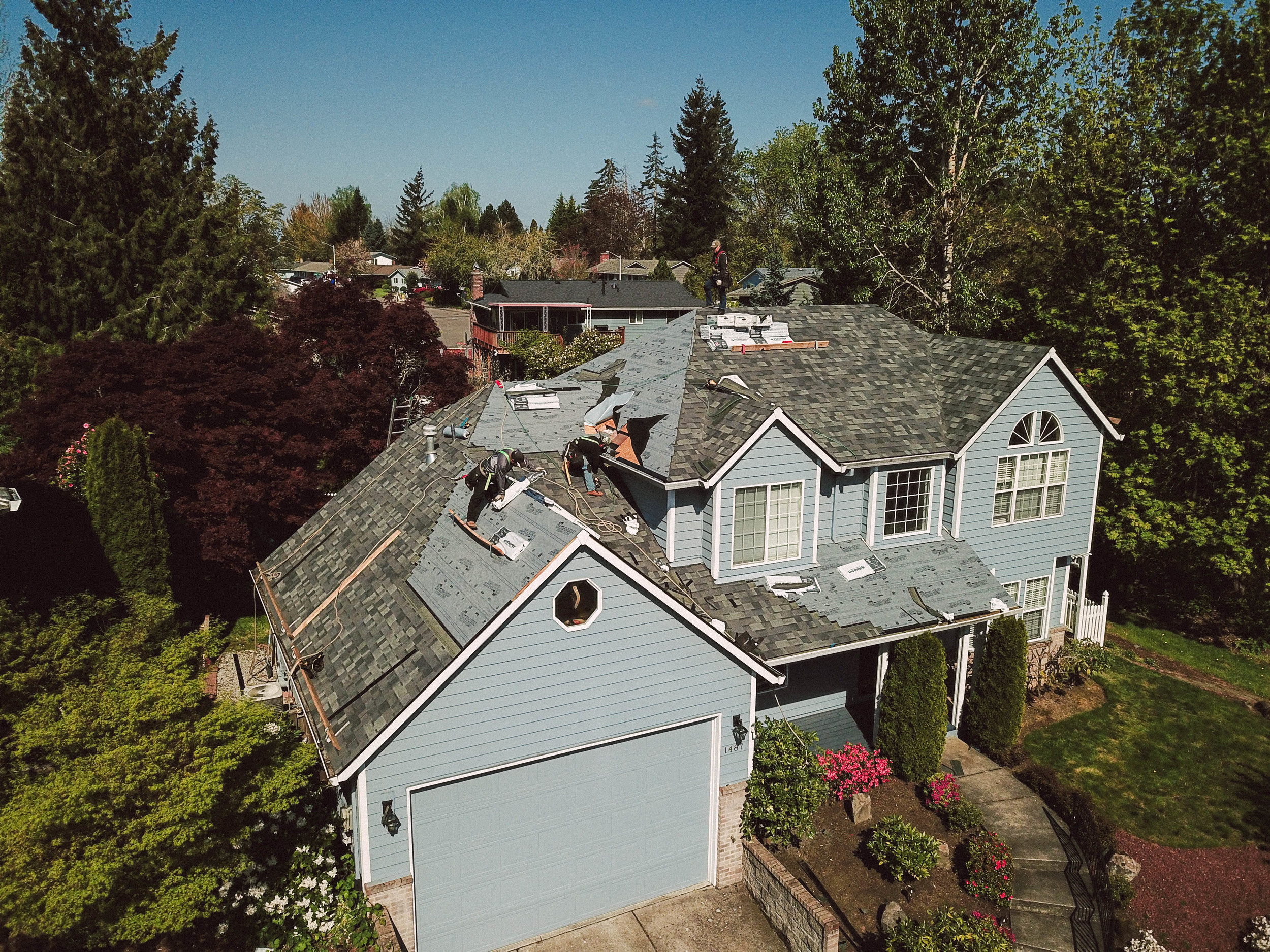 Side View of Troutdale Re-Roof