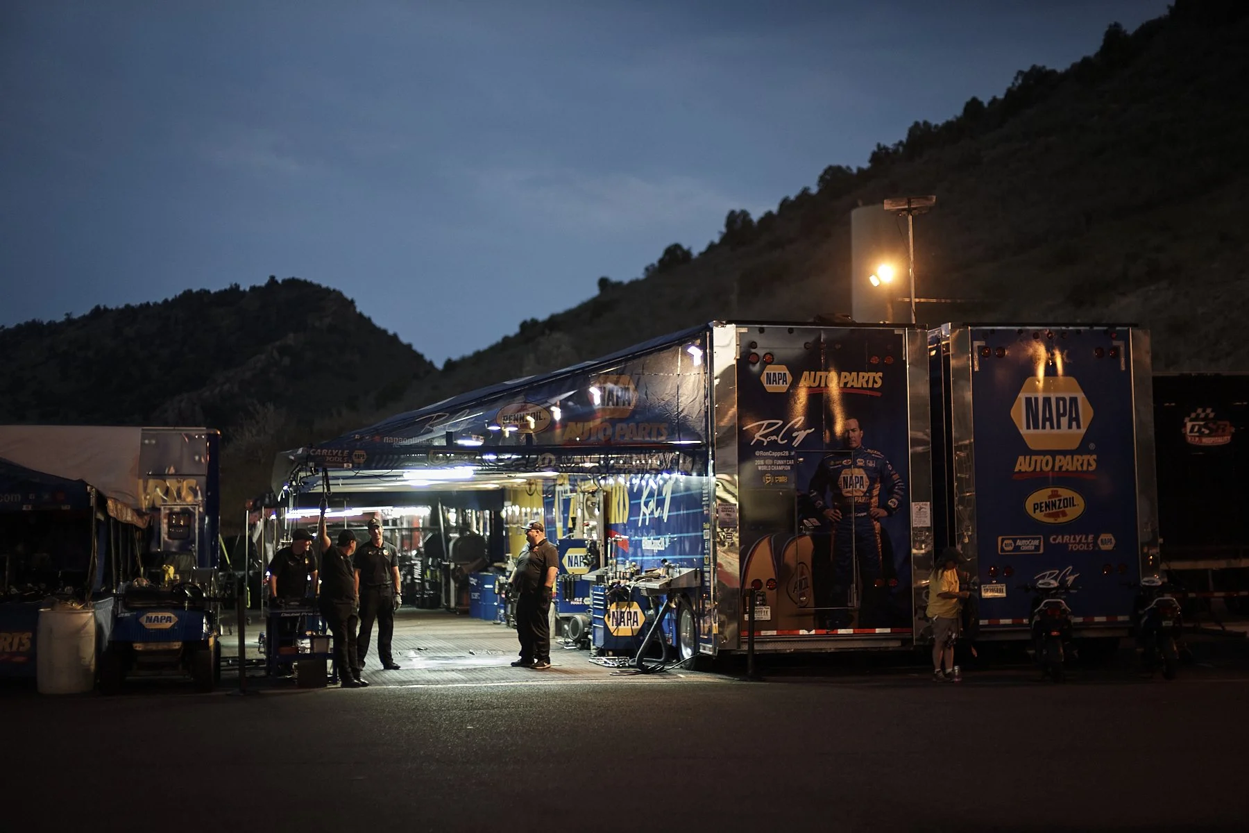 Pennzoil Ron Capps Denver2120.jpg