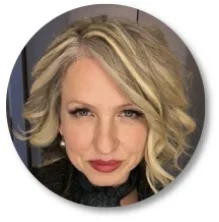Stephanie Hayden headshot.jpg