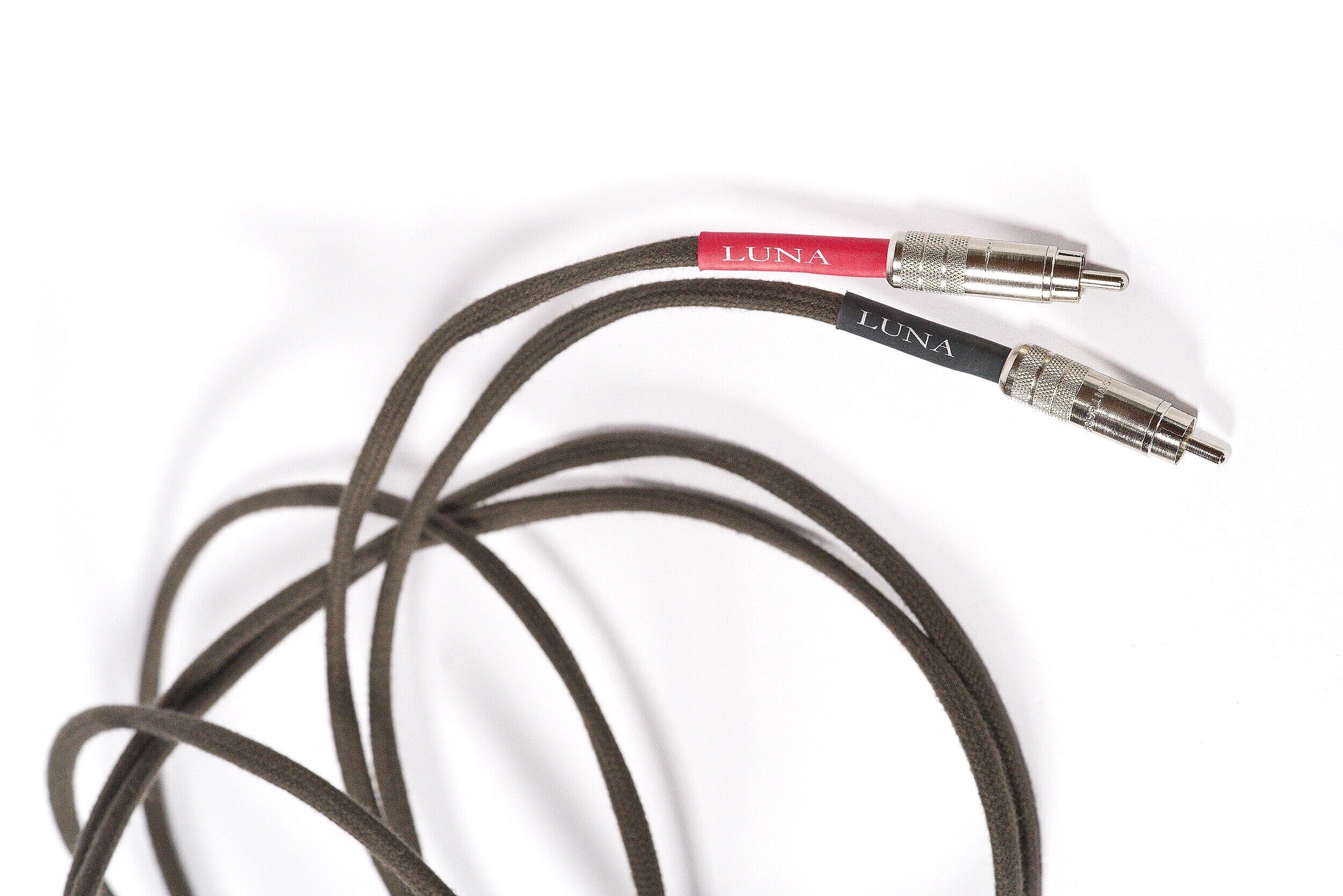 LUNA%2BCABLES%2B-%2BGris%2B-%2BRCA%2B03%2B-%2B3000x2000px.jpg