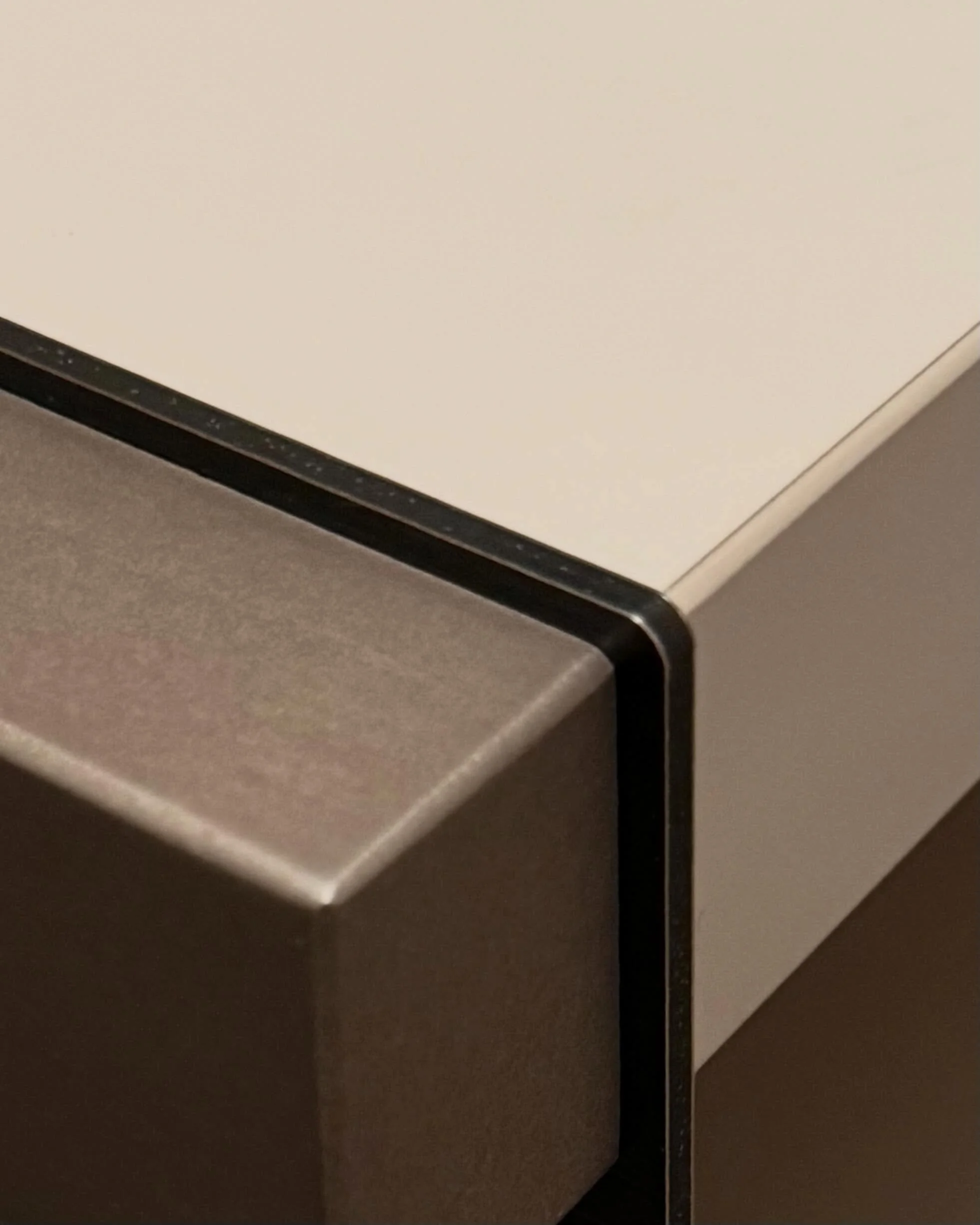 REGAL : details. Sometimes it&rsquo;s about the details. Not only in styling, but in sound and design. We love beautiful audio. One more reason to take a closer look to REGAL.
.
Join us at this year&rsquo;s High End Audio Show in Vienna. From June 4t