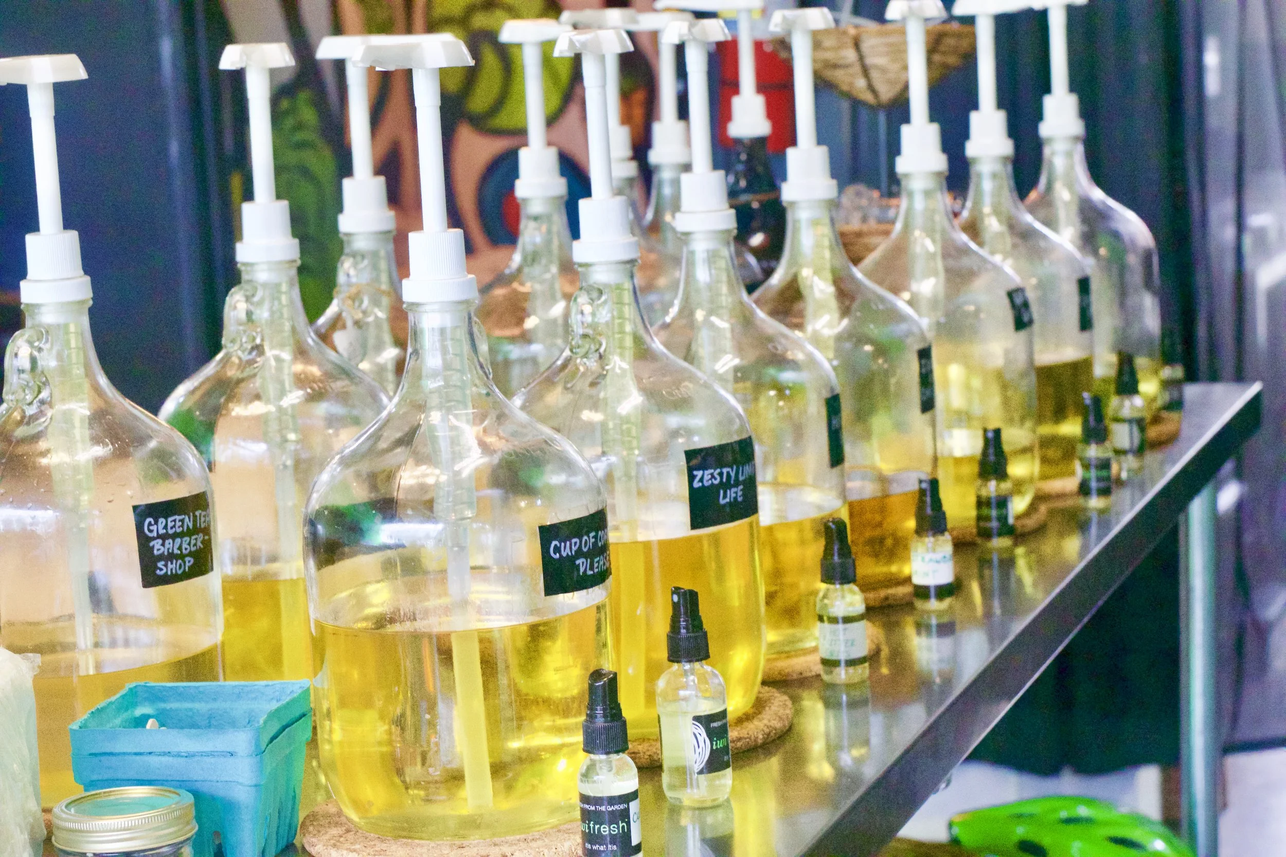 Made with fresh squeezed lime and lime essential oils.