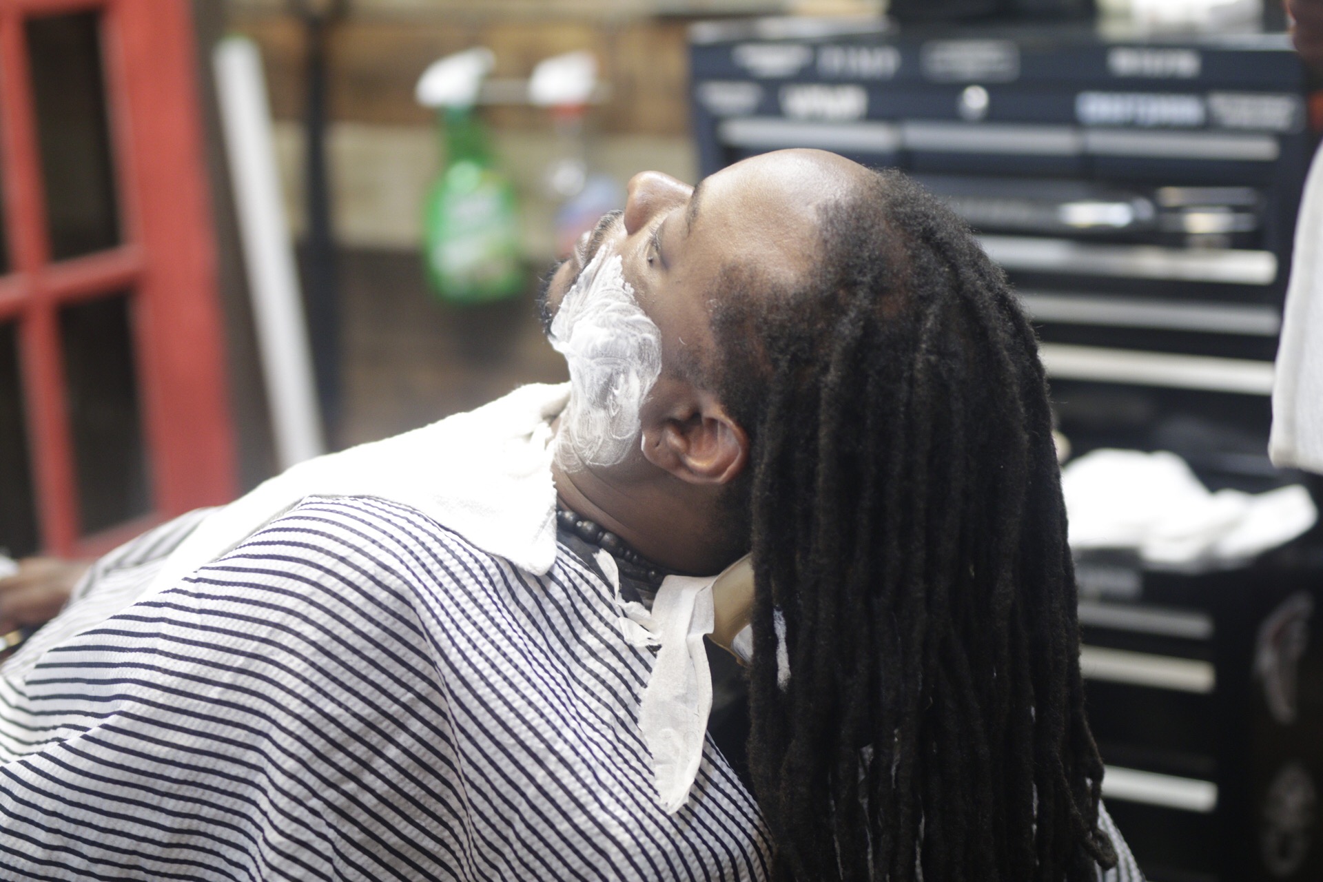 Made with sandalwood essential oils and clary sage.