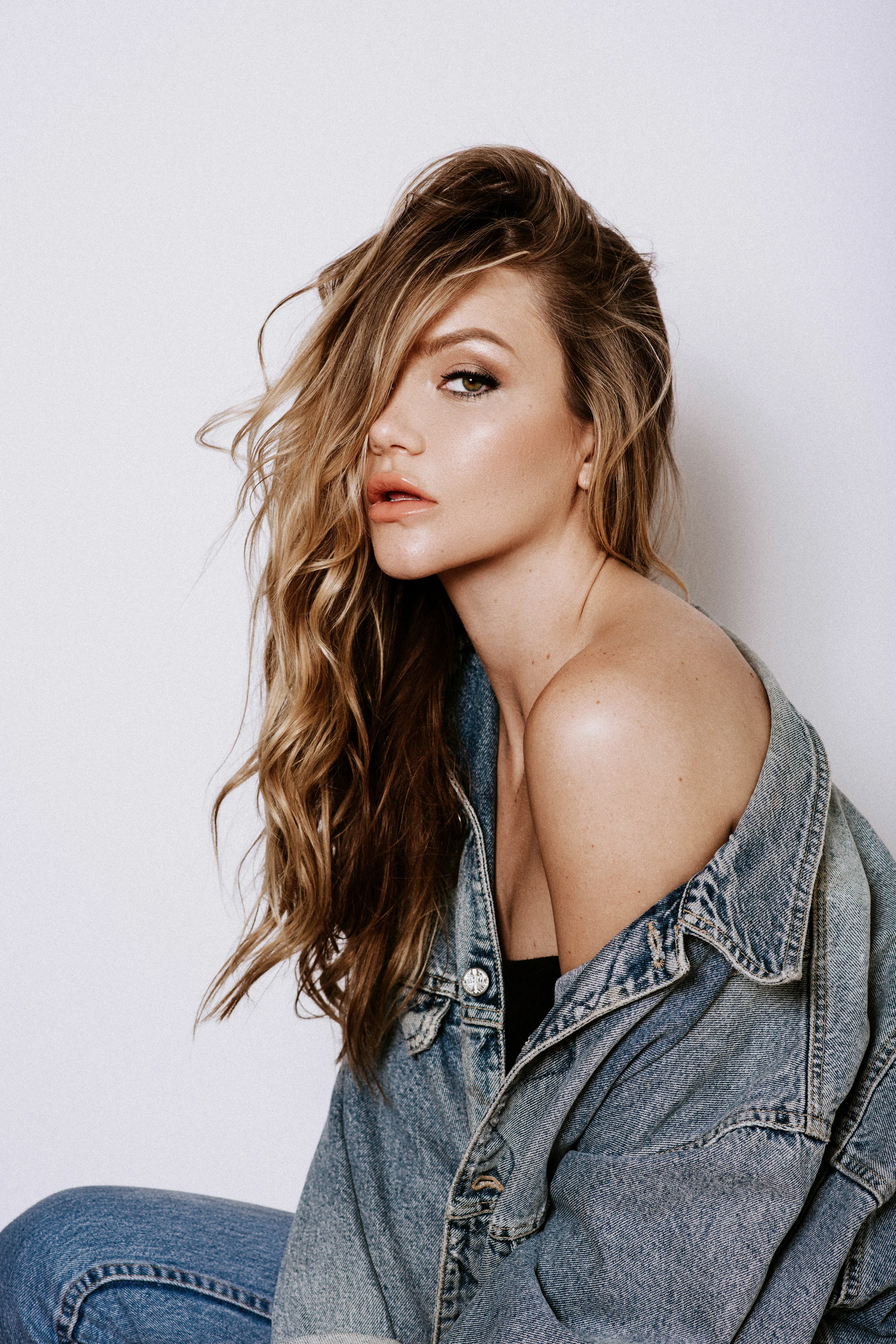 Hair and Makeup by Lulu Bernal Photo by Natalie Dun