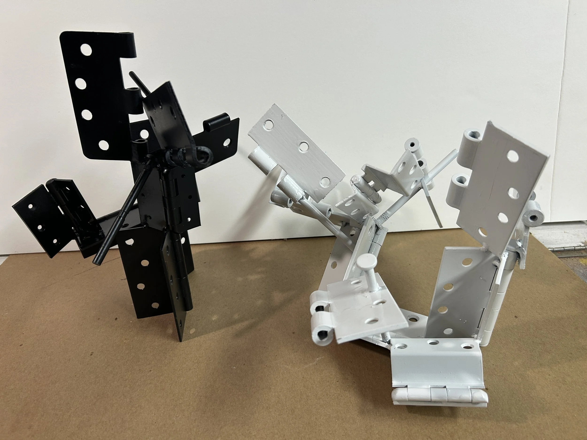 Unhinged black & white