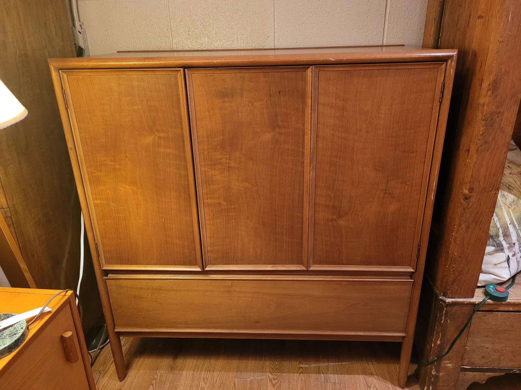 Furniture Gallery (Copy) — Consign and Design Inc.