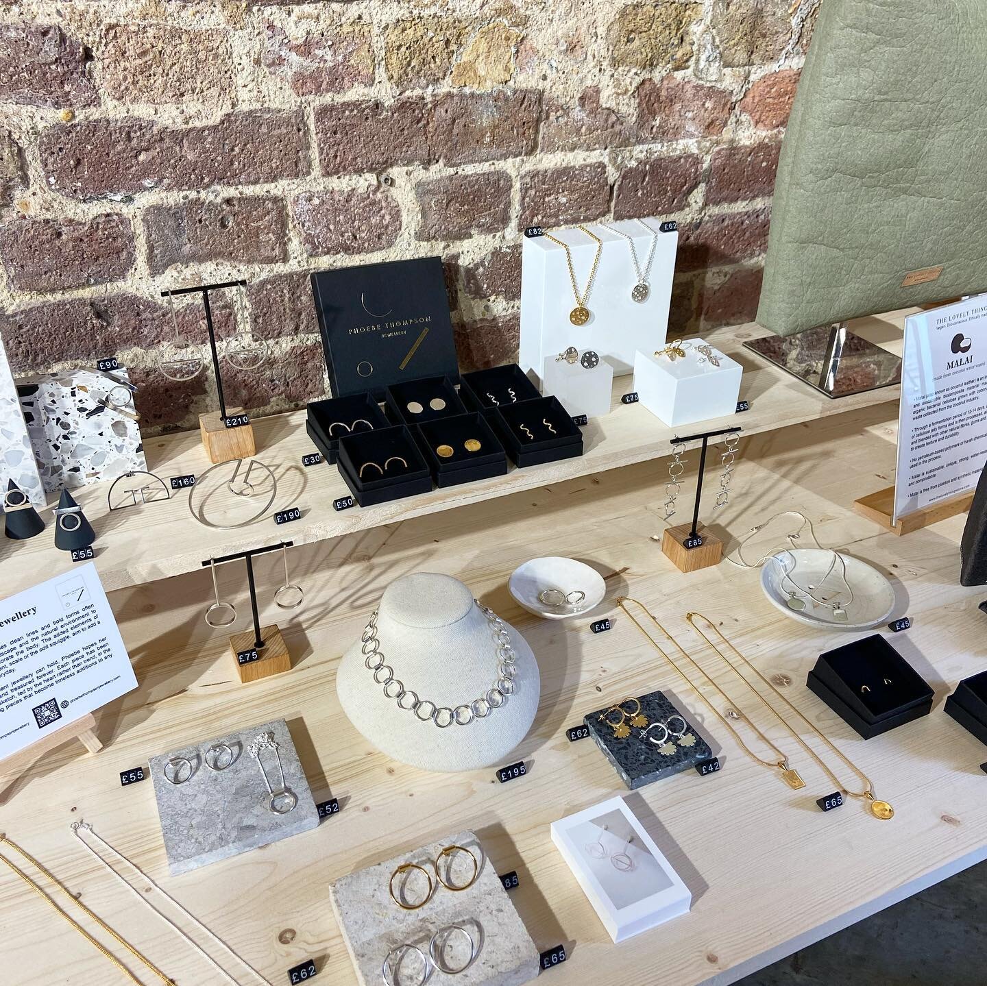 Collection available at @stories_ldn pop up for the next couple of weeks! Head on down to @deptfordmktyard to browse 〰️Arch 5 - next to @jarsbarlondon 😏
.
.
.
.
#jewellerycollection #jewelleryshop #smallbrands #smallbrandpopup #popuplondon #stories 