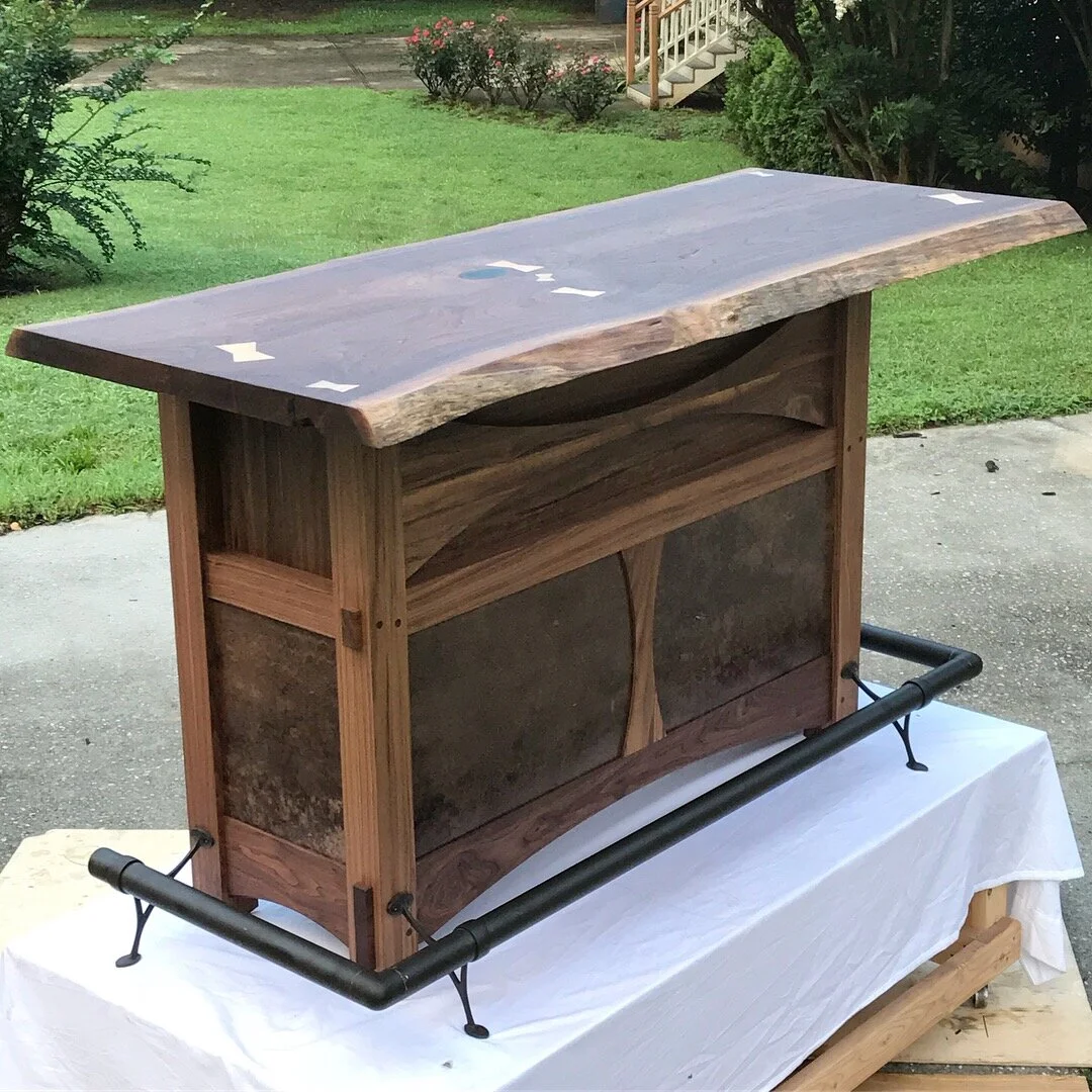 Custom Bar.JPG