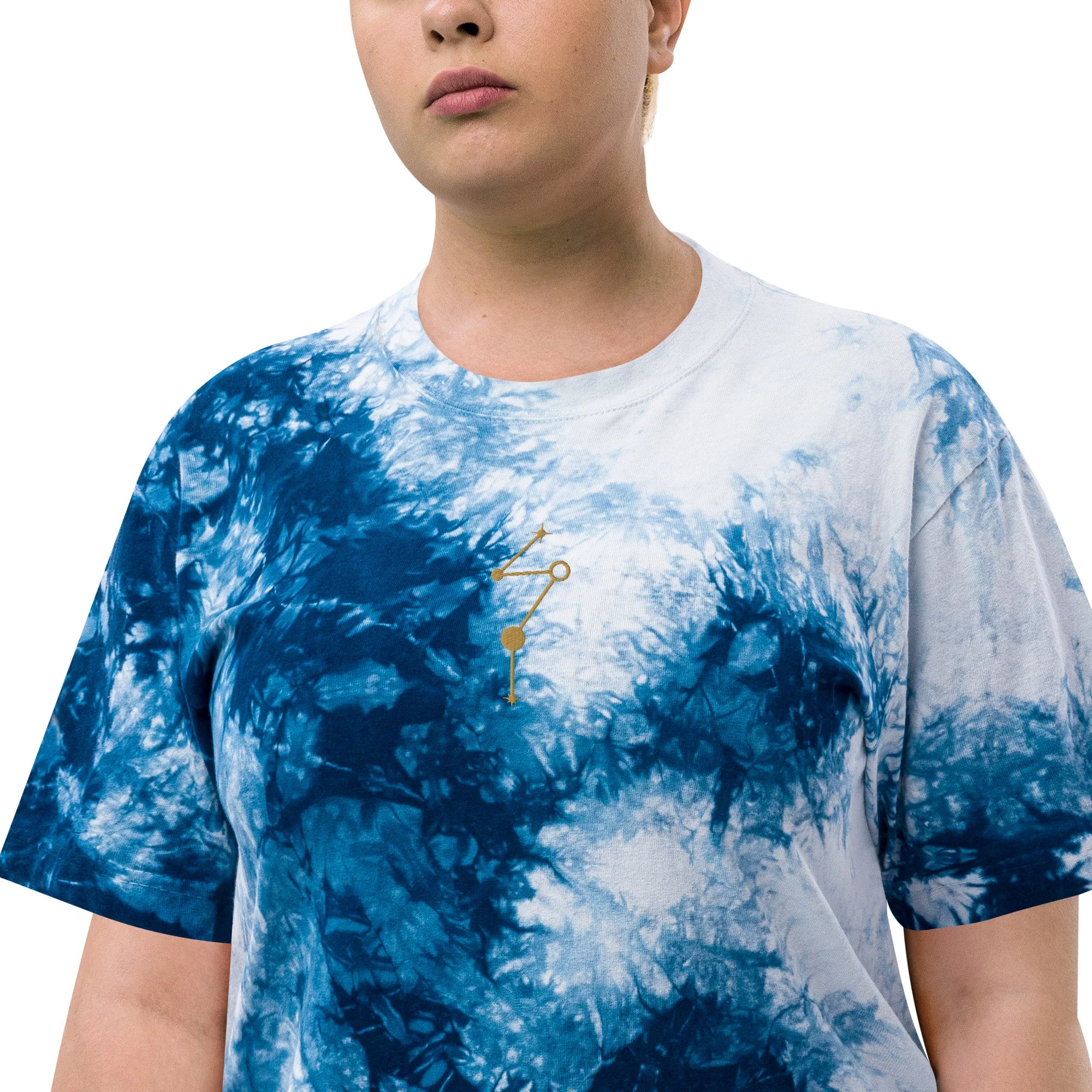 unisex-oversized-tie-dye-t-shirt-navy-white-zoomed-in-6a1e3ef3749e5.jpg