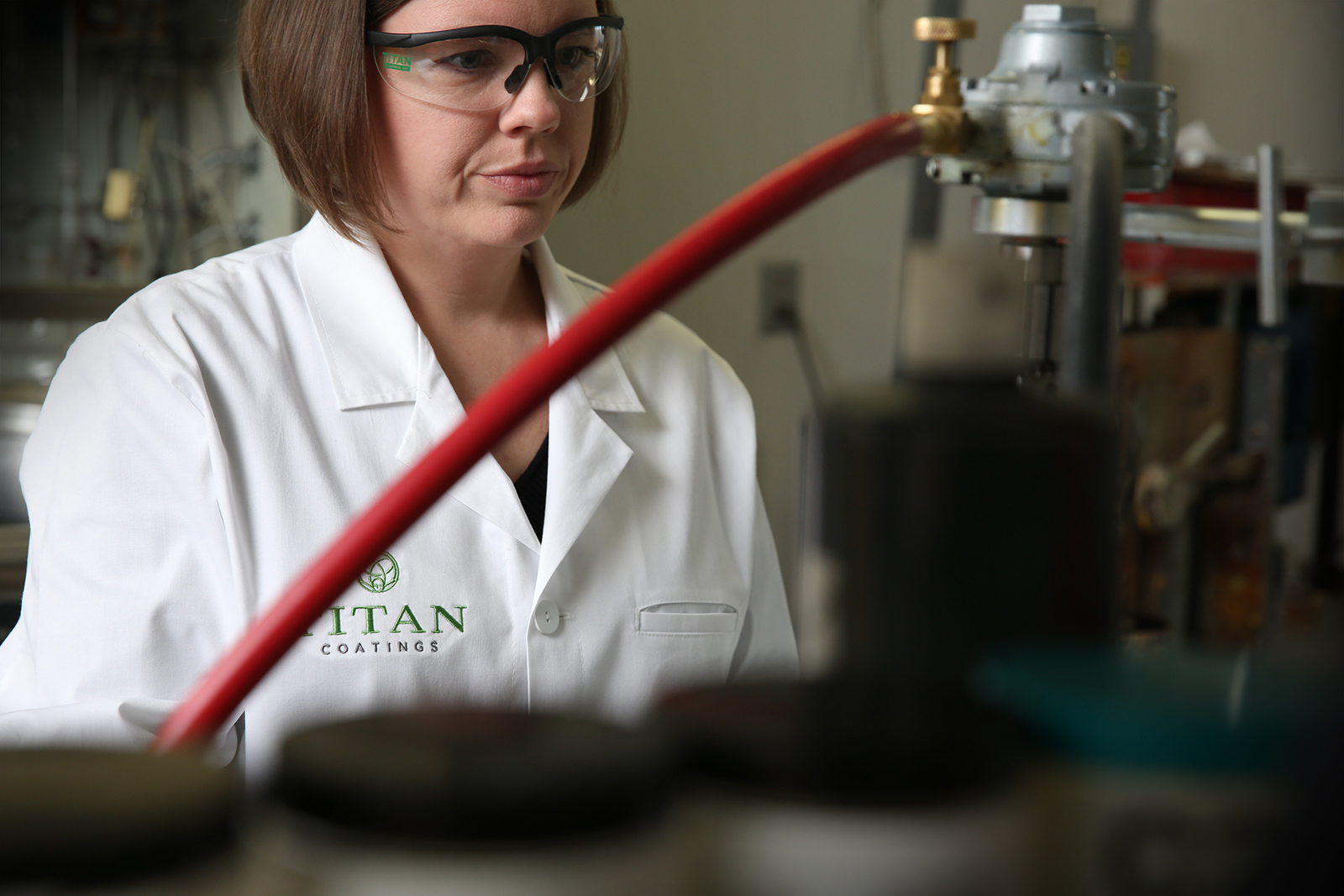 Titan-Lab-tech.jpg