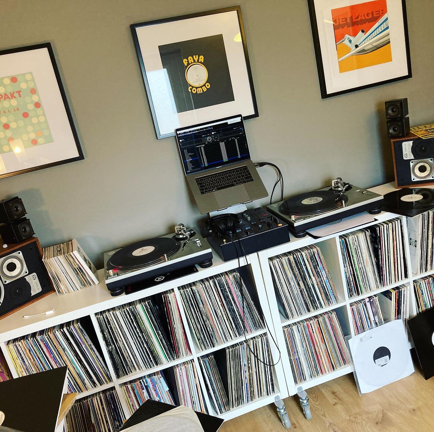 Back in the lab, new mix to follow&hellip;
#deephouse 
#techno
#melodictechno
#Housemusic 
#audiovitamins  #behindthegroove