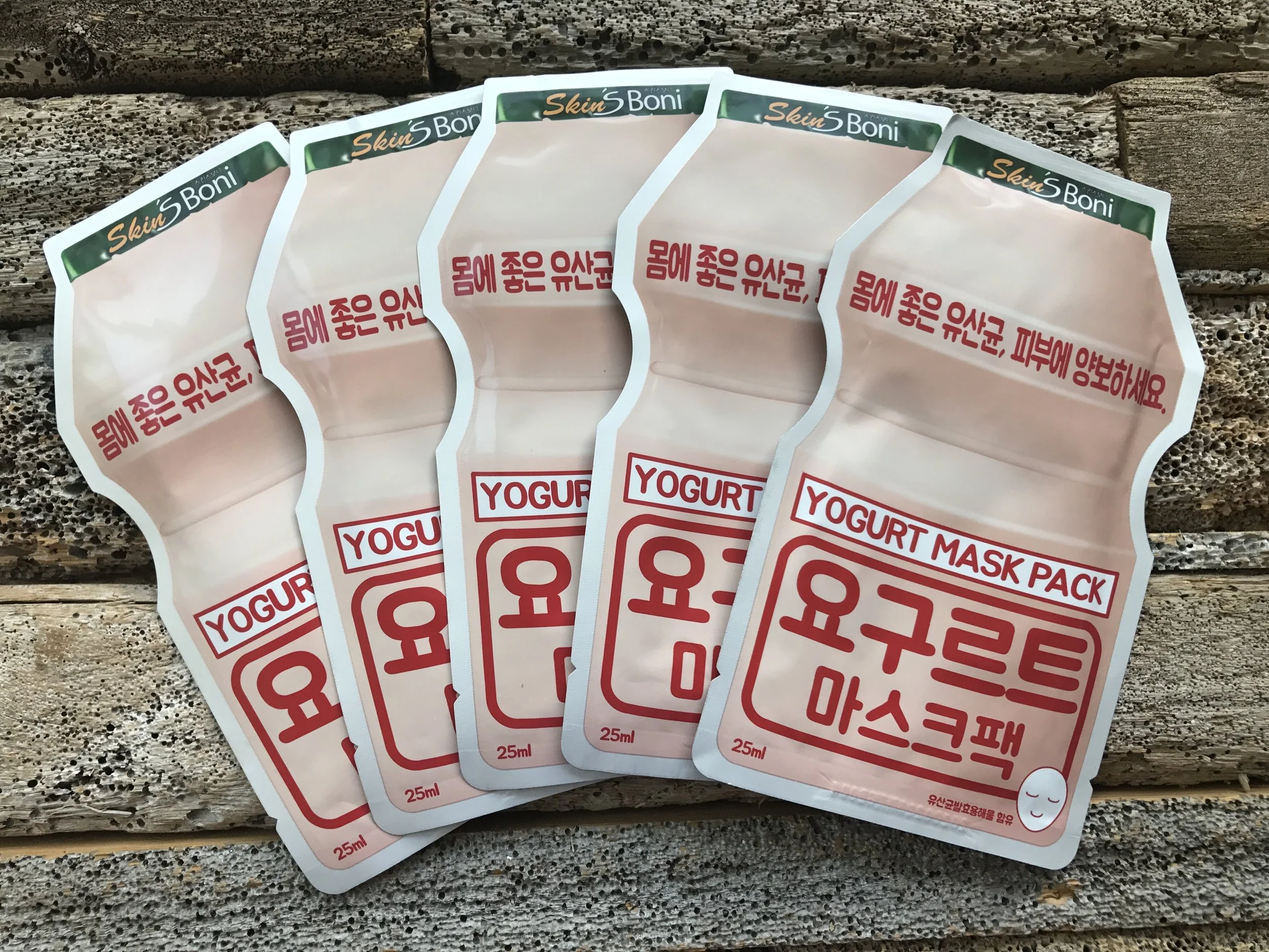 Want To Smell Like Strawberries? Try Boni Yogurt Mask.