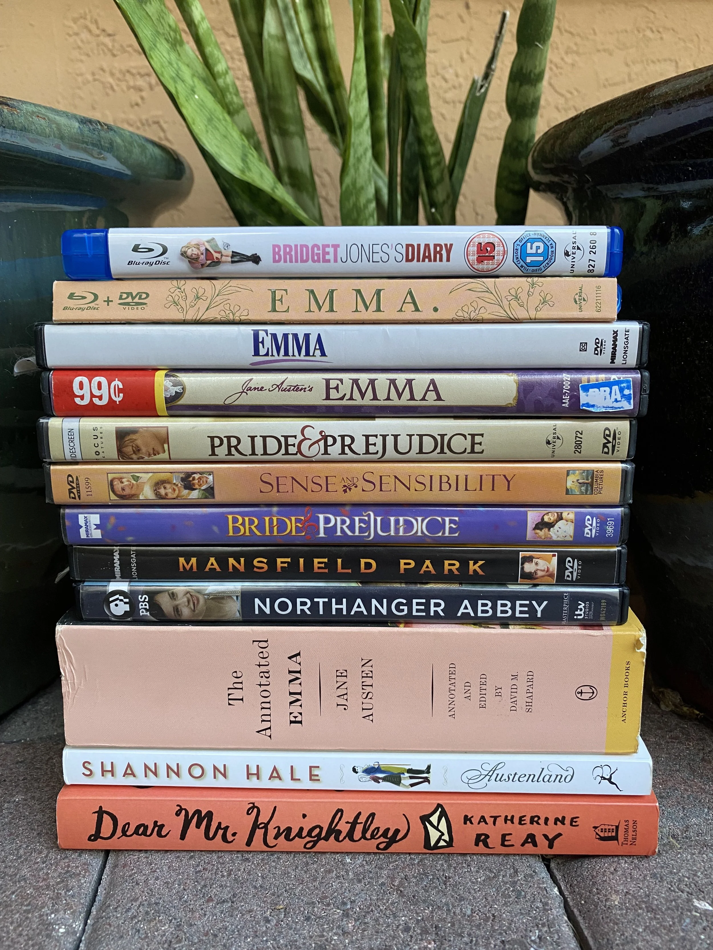      

 
   With the start of beginning my master’s degree, I was worried that I would not have the opportunity to participate in Jane Austen July, as I have been doing it since either the first or second event. However, time in doctors’ offices allo
