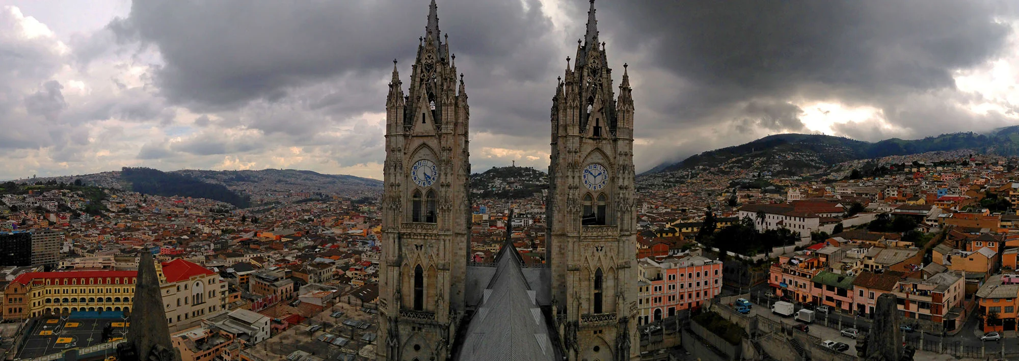 Ape_Bleakney_Quito_IMG_0006x.jpg