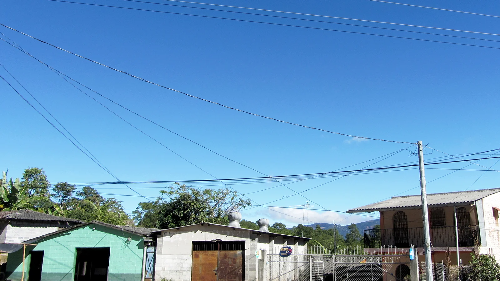 Ape_Bleakney_ElSalvador_IMG_2304x.jpg