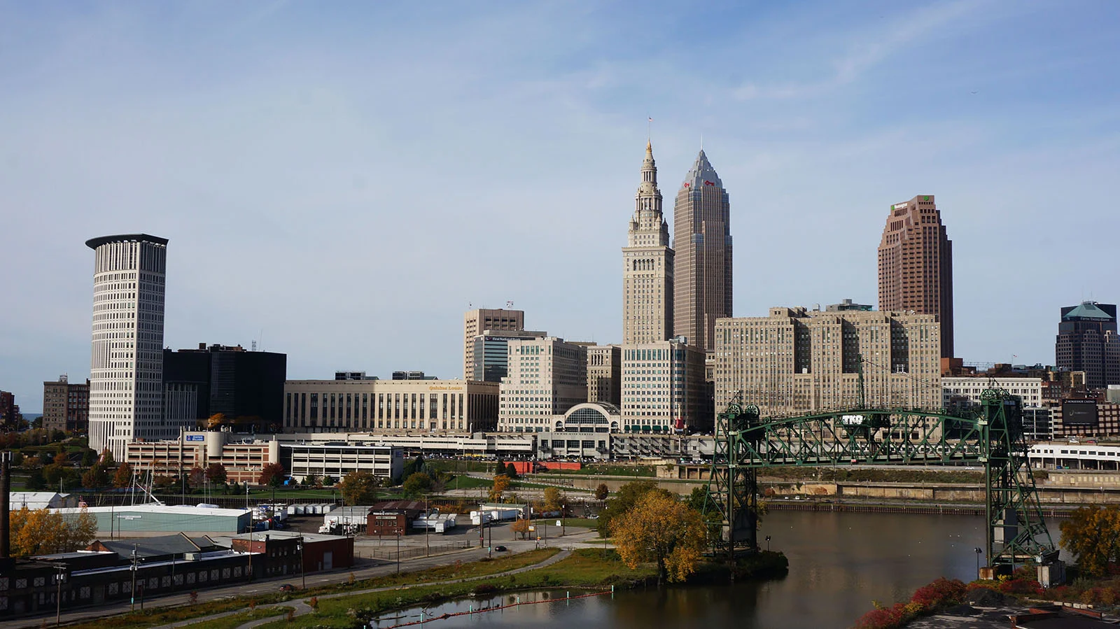 Ape_Bleakney_Cleveland_E_DSC08527x.jpg
