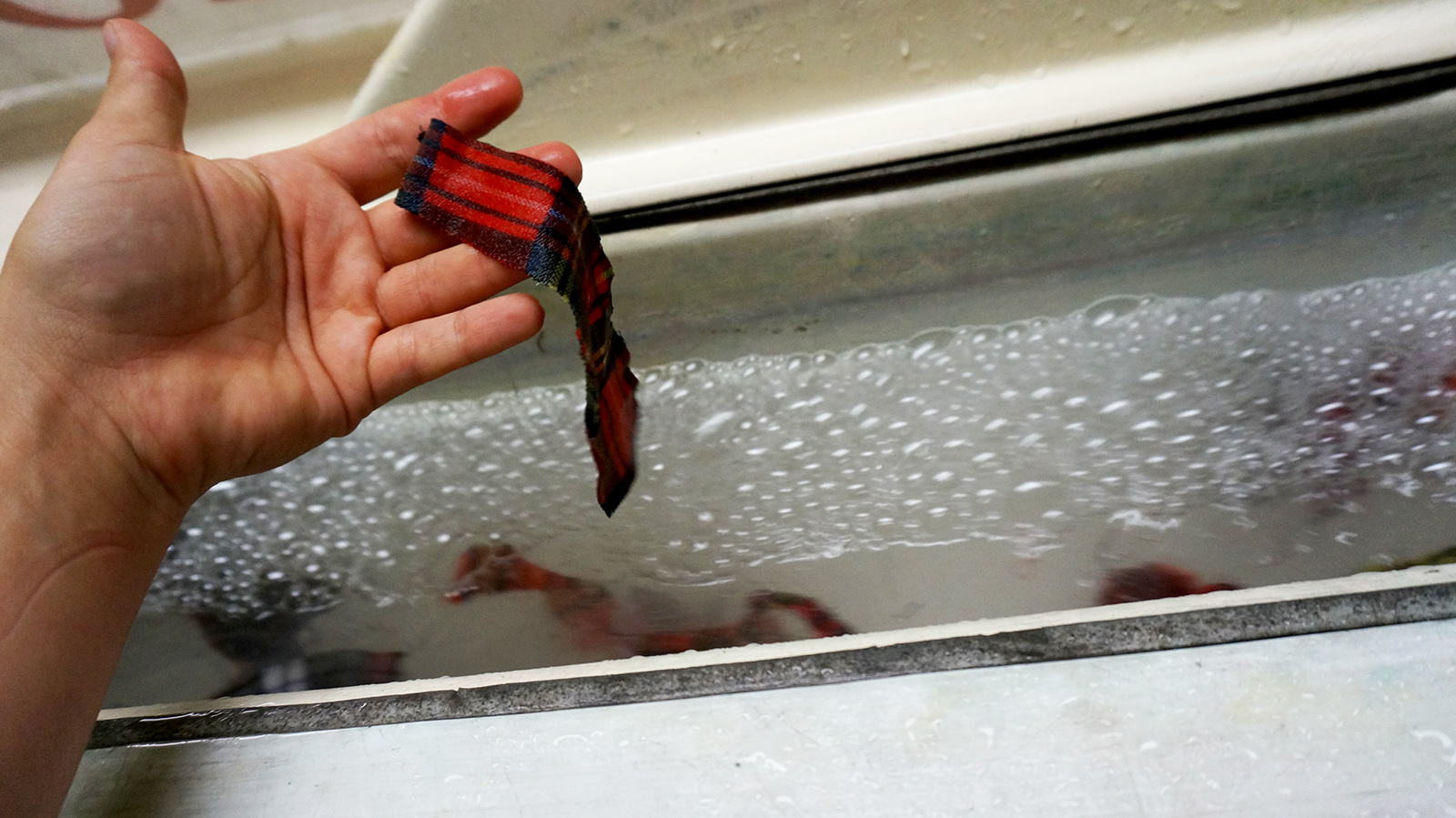 Ape_Bleakney_Morgan_Papermaking_DSC07780.jpg