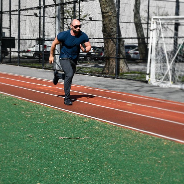 Picture of Personal Trainer Running in NYC