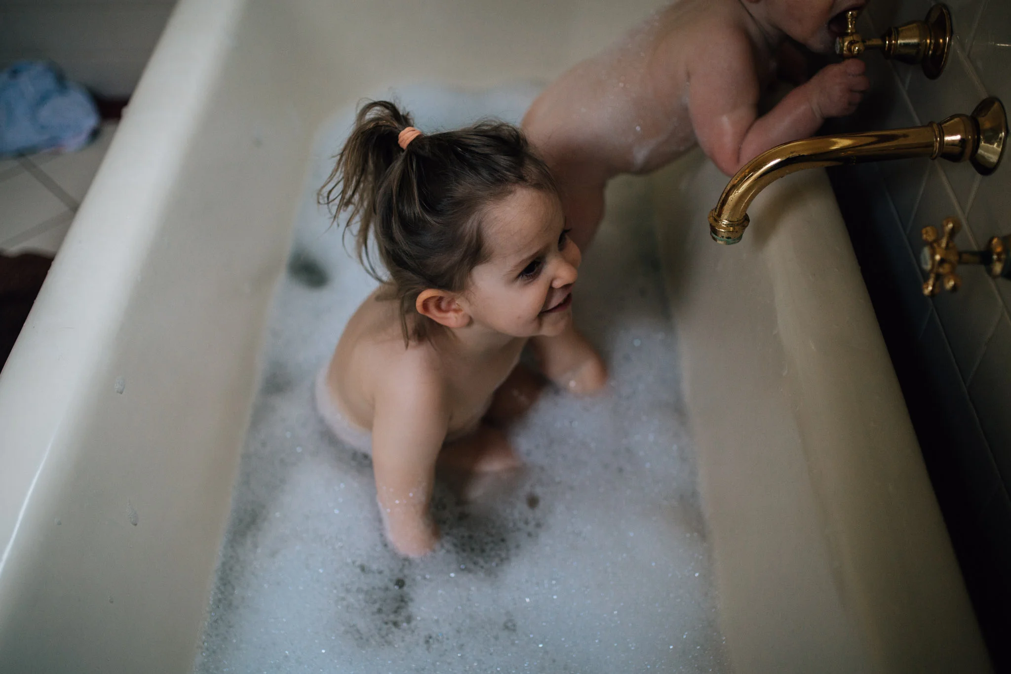 Is anyone else's baby obsessed with tasting the taps?! I seriously cannot stop him doing this.