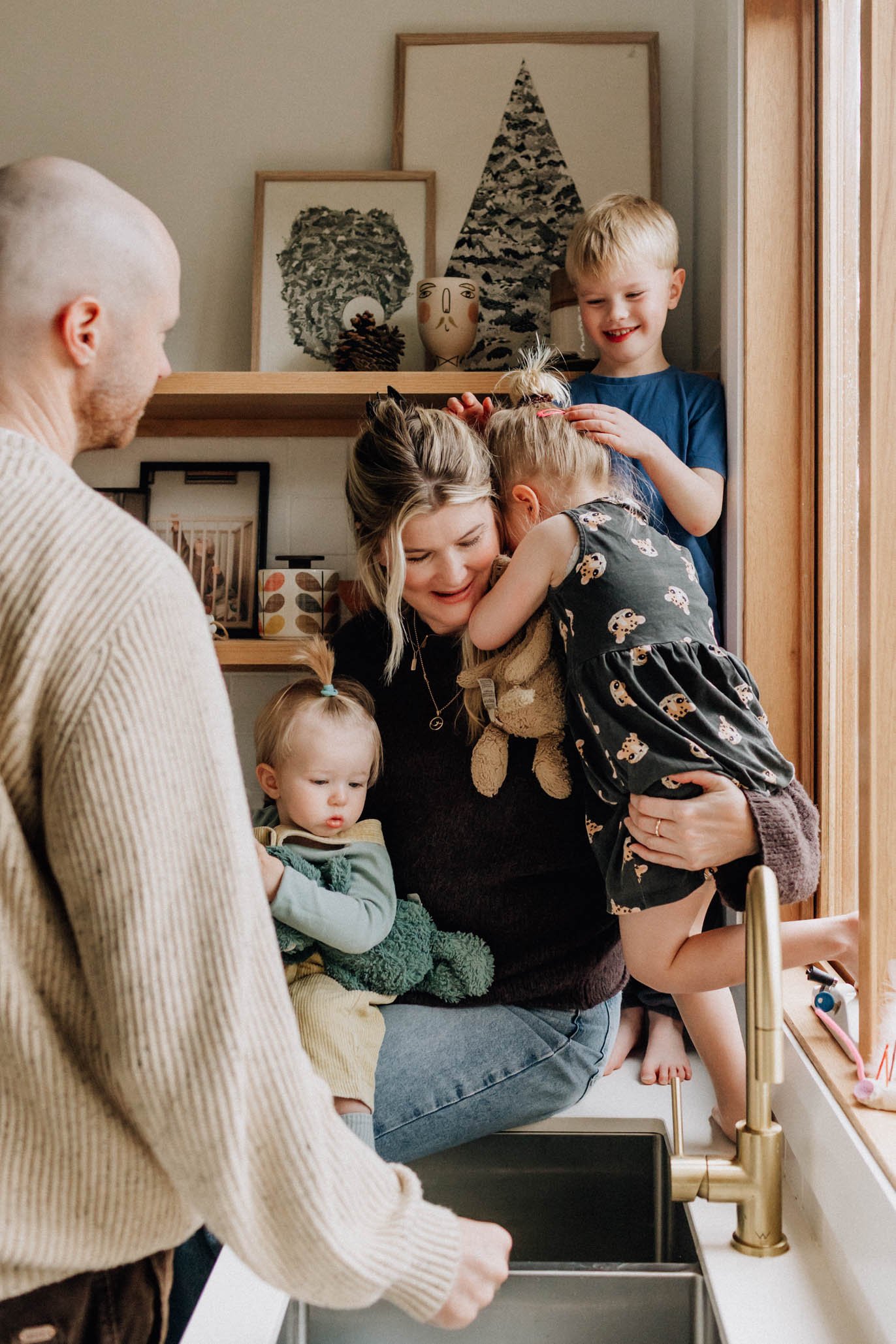 geelong family playing at kitchen sink.jpg