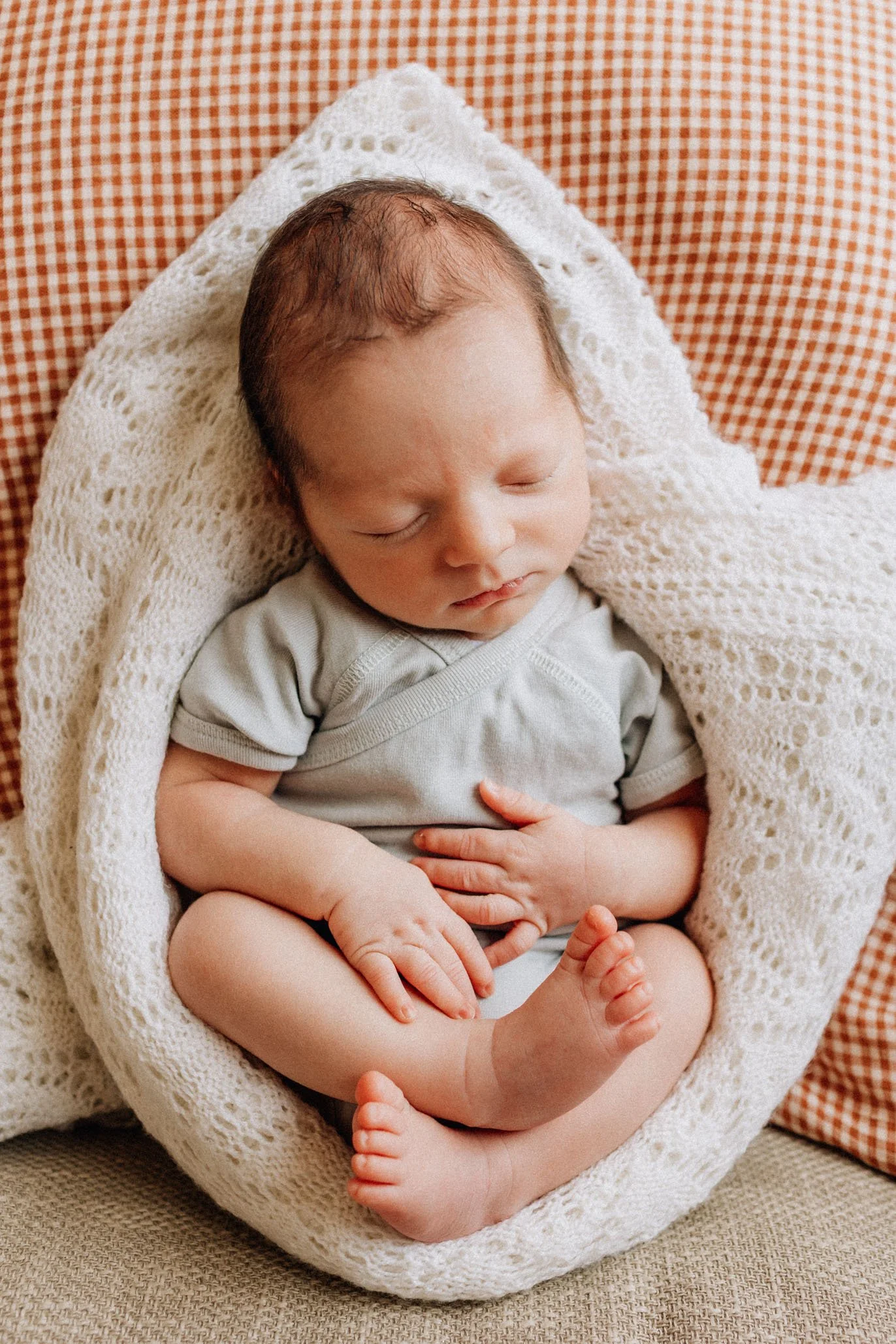 geelong newborn photography at home.jpg