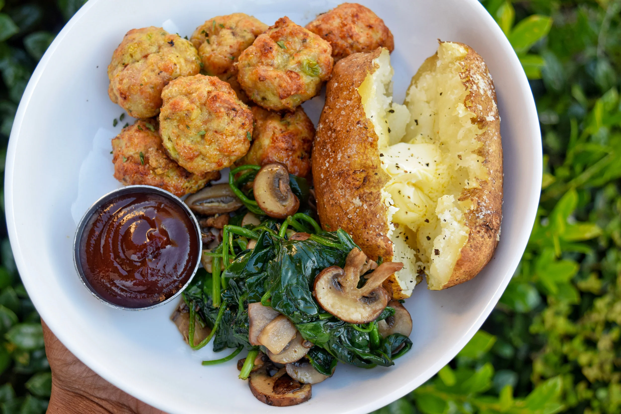 Baked Garlic-Ginger Chicken Meatballs