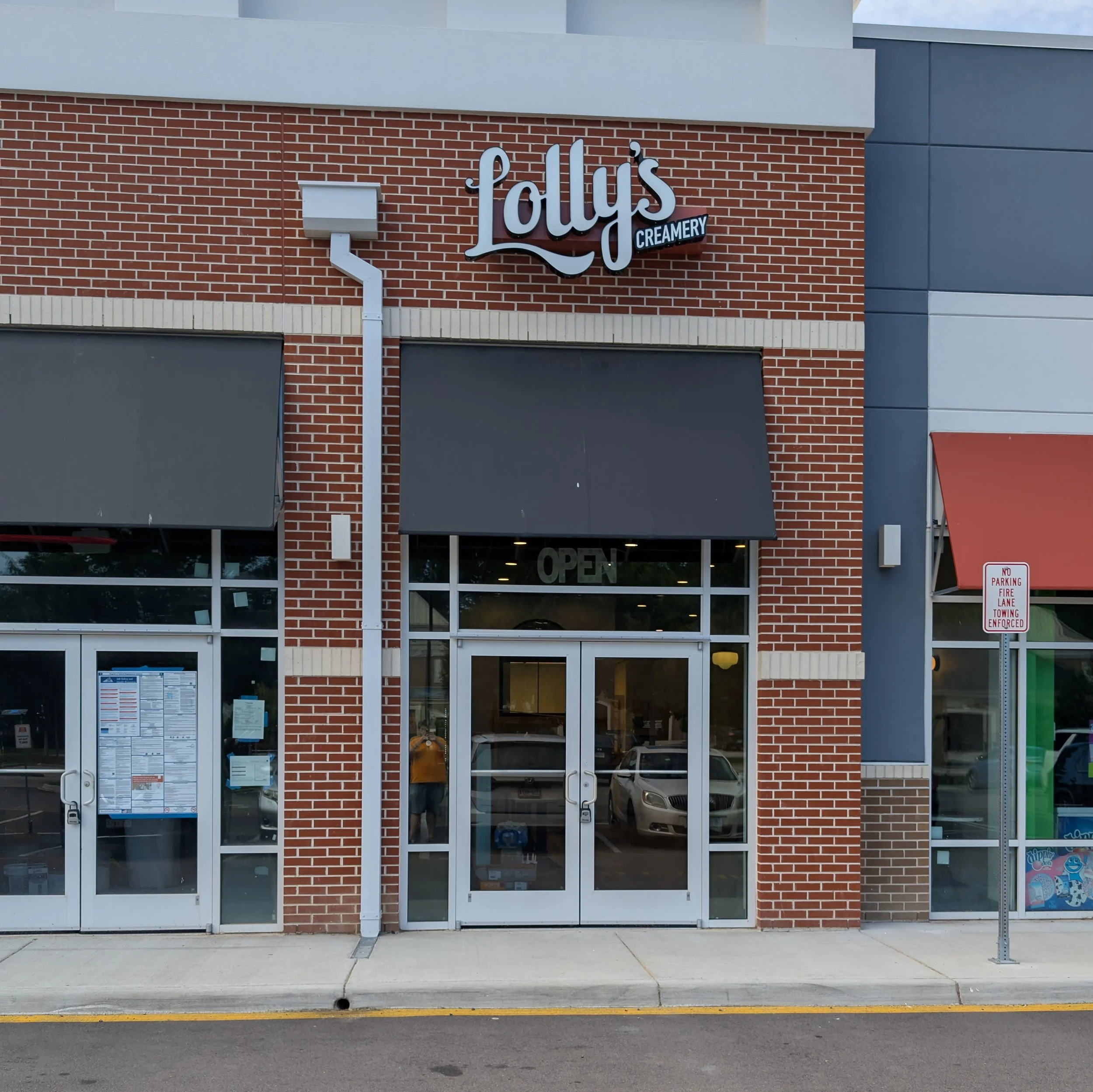 Lolly's Creamery
