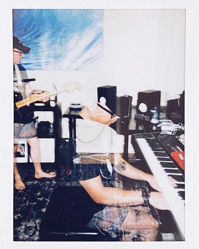 Spent so much time chasing ghosts I became one myself 👻🎹🎸
⠀⠀⠀ ⠀
Finishing the YDKWYDK commentary series this week. Had to disappear for a bit to keep the &lsquo;ol mental health in check. Hope everyone is staying well out there&ndash; physically, 