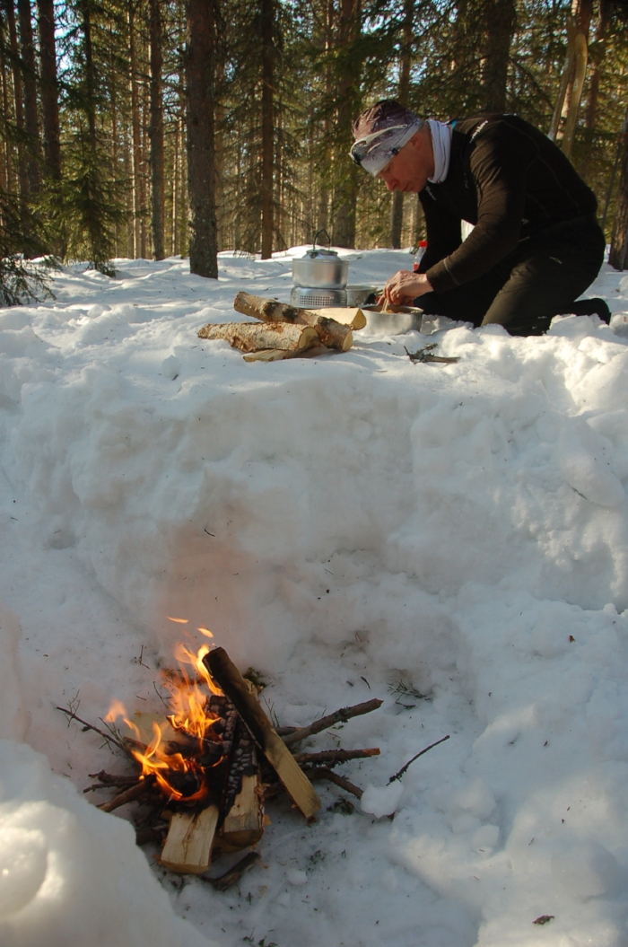 Jarkko prepares lunch