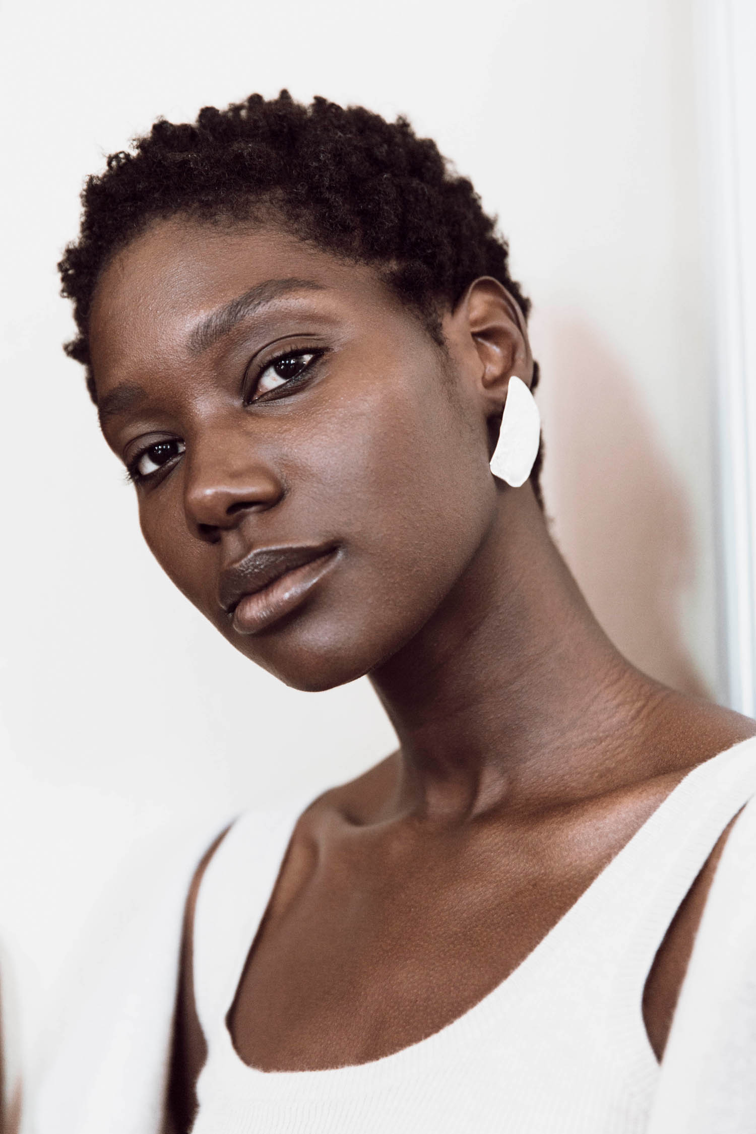  Fashion Week Stockholm Backstage Make up Model Felicia Masalla Stylein M Sahlberg Jewlery 