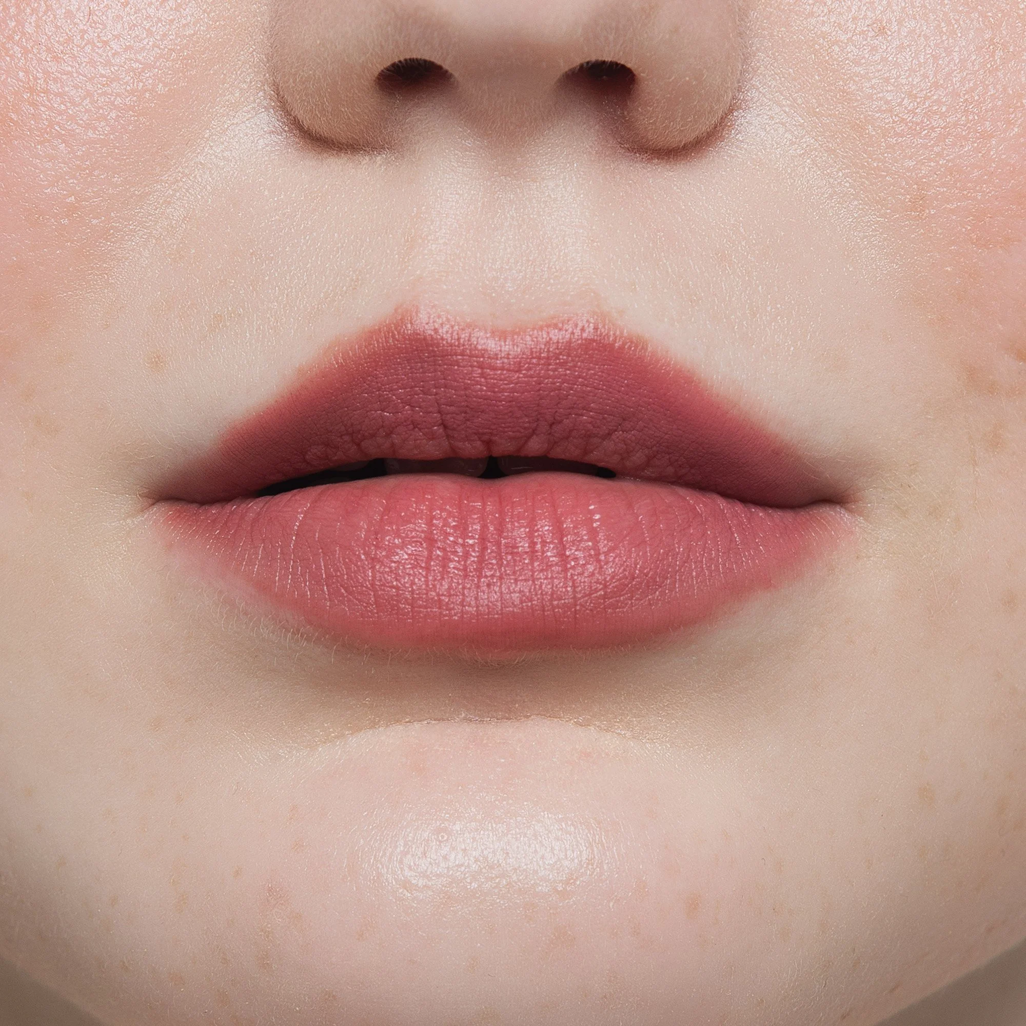 bylyko-lipcrayon_creamydreamy_kissplosion-1189-F33-0005-packshot_formula-2000x2000.jpg