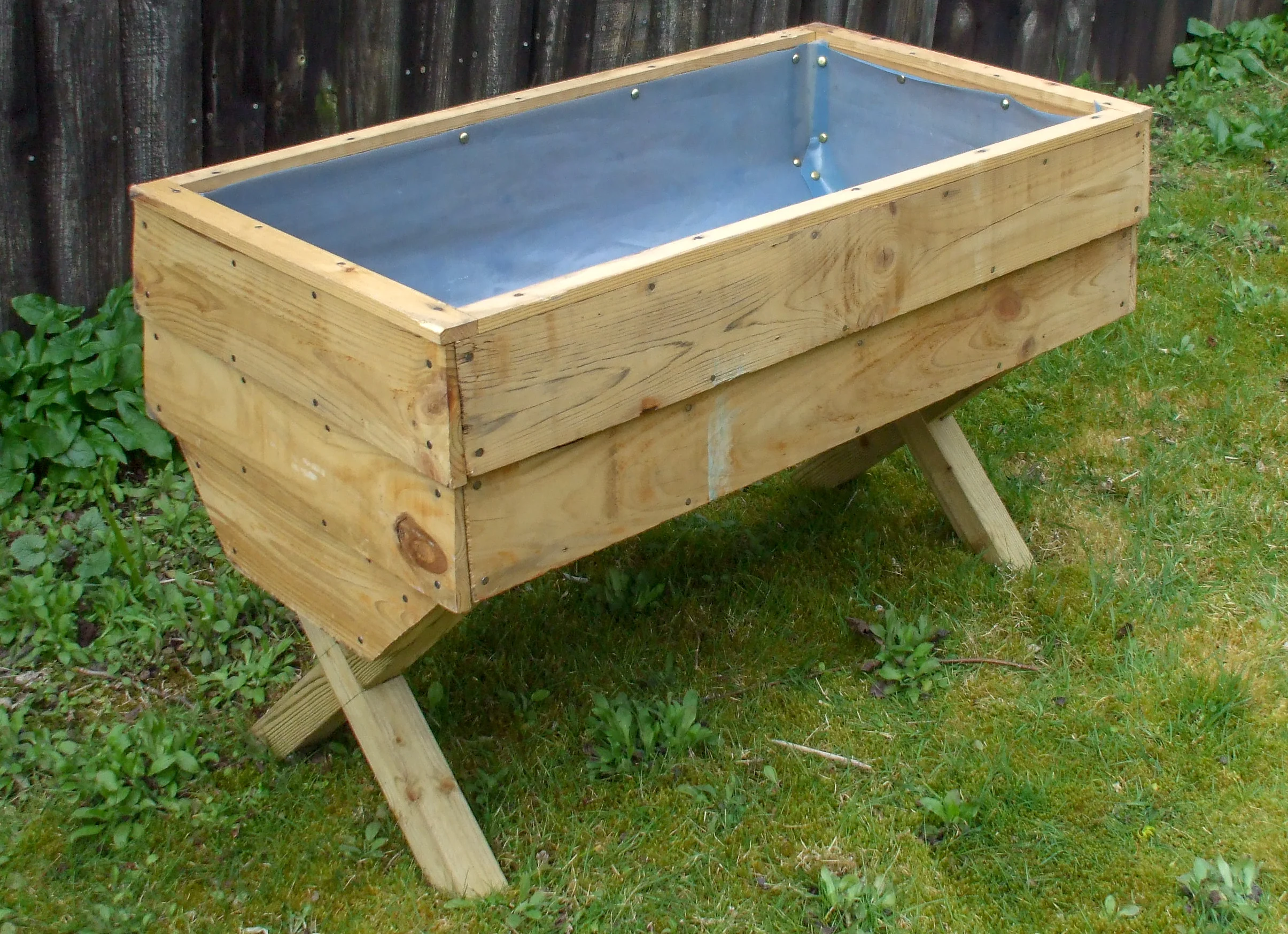 Plant / Vegetable Trough - go to Gallery for larger photos