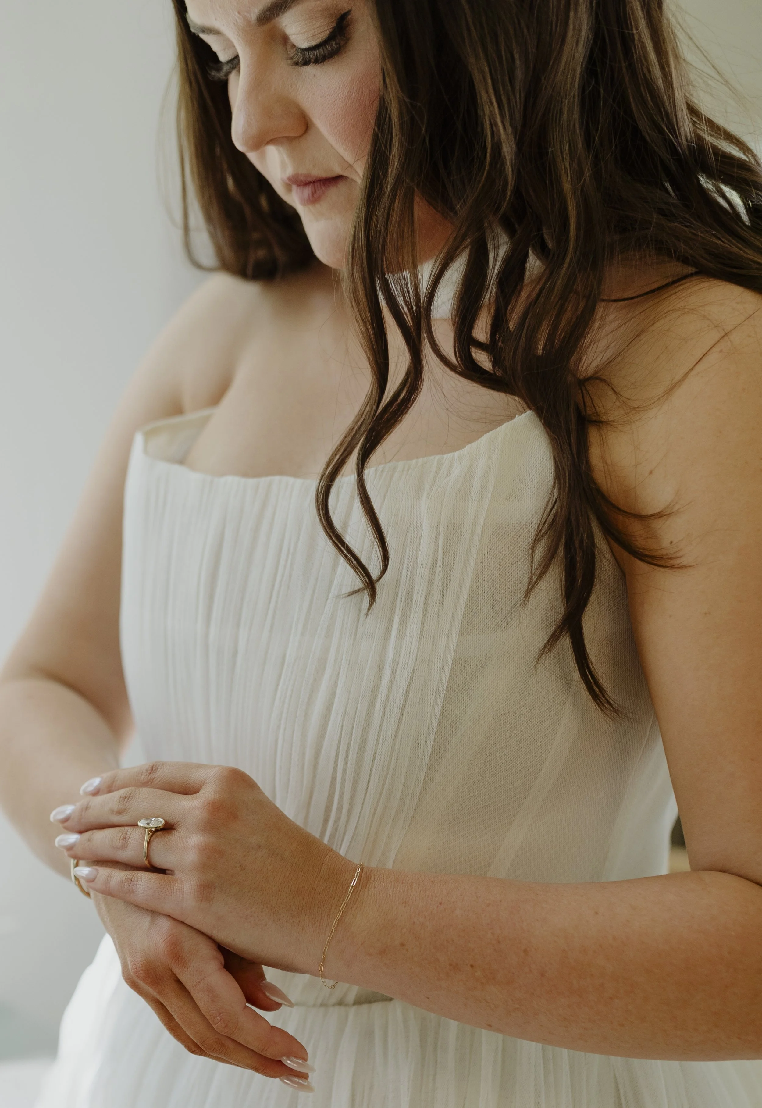 michigan wedding photographer, bridal portraits, getting ready, bride, Grand Rapids wedding photographer