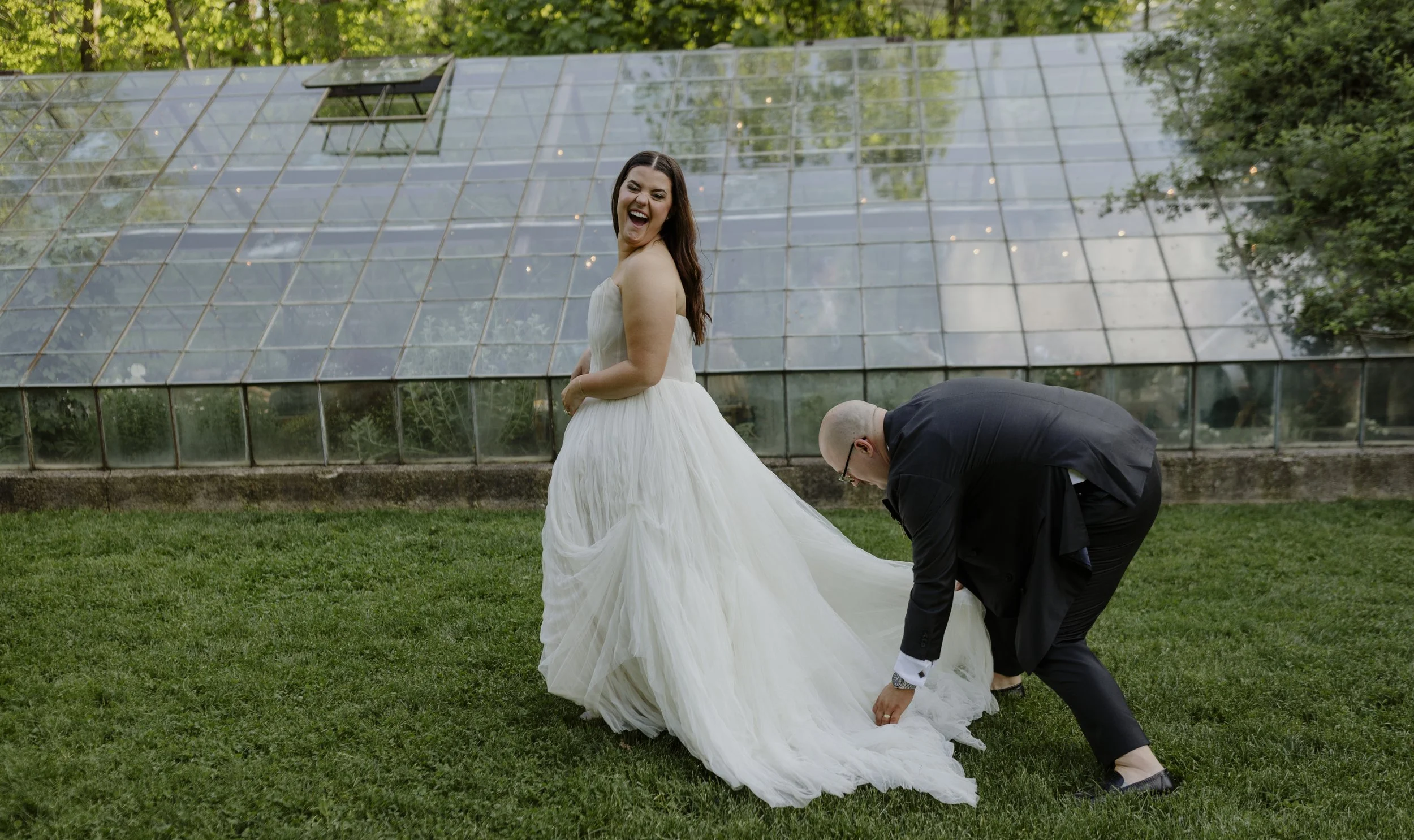 candid wedding photos, garden greenhouse wedding, bride and groom portraits